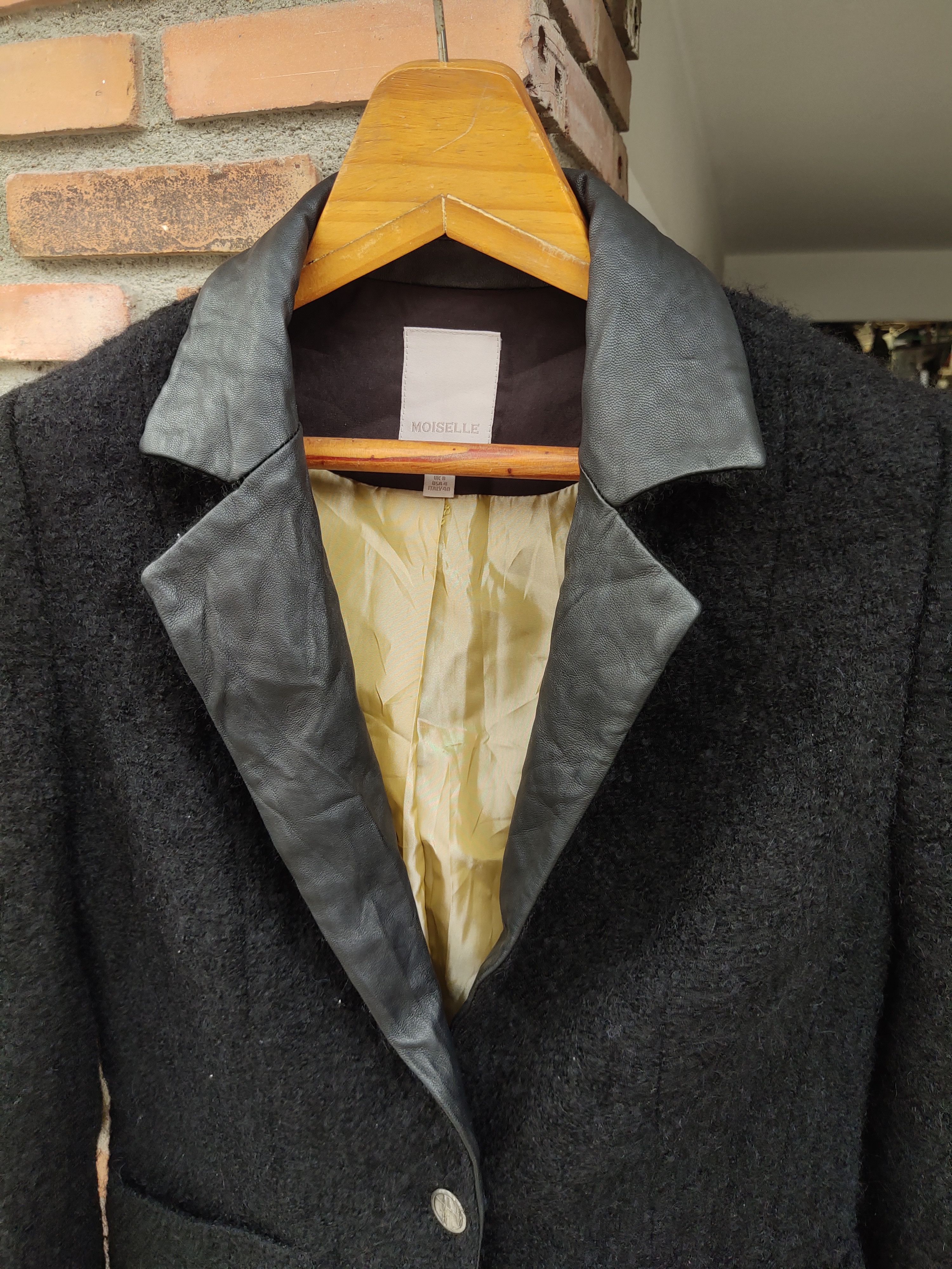 Designer (J443) Moiselle HK Black Wool Leather Notch Lapel Jacket Size S / US 4 / IT 40 - 2 Thumbnail