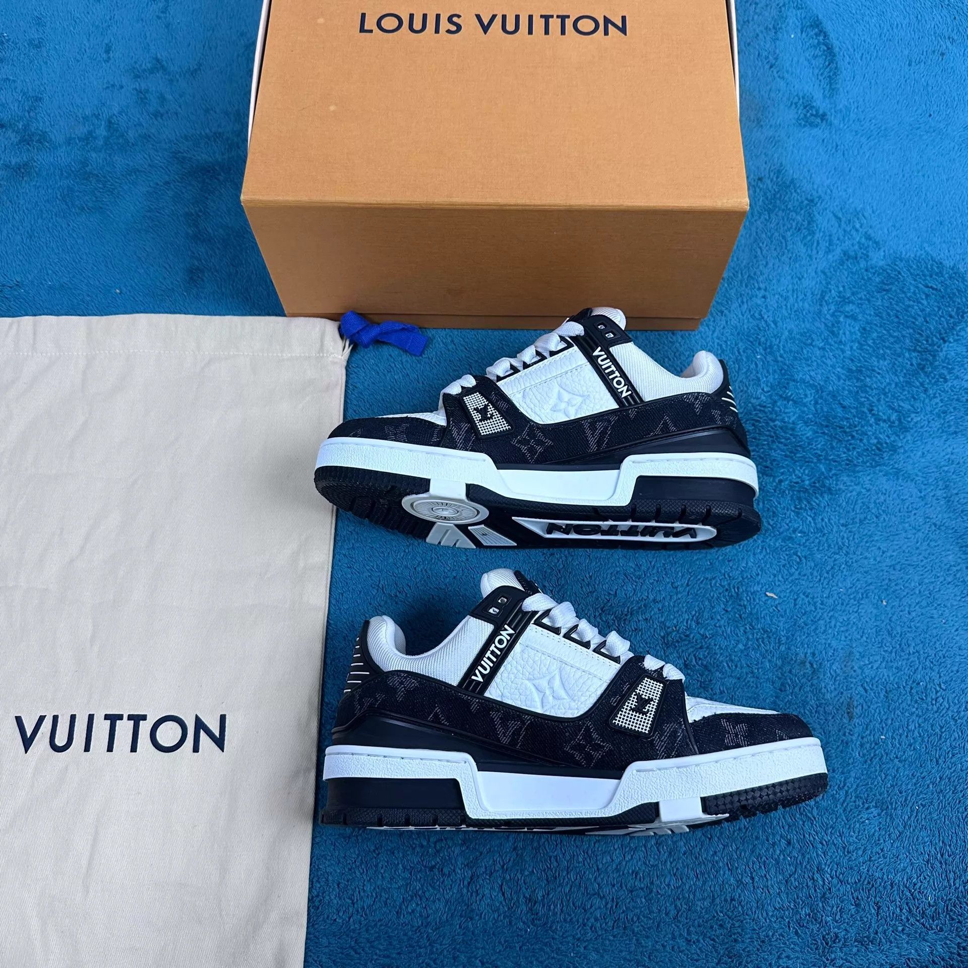 Louis Vuitton LV Trainer Black White Panda Allover Print Denim 35 Size US 4.5 / IT 34.5 - 3 Thumbnail
