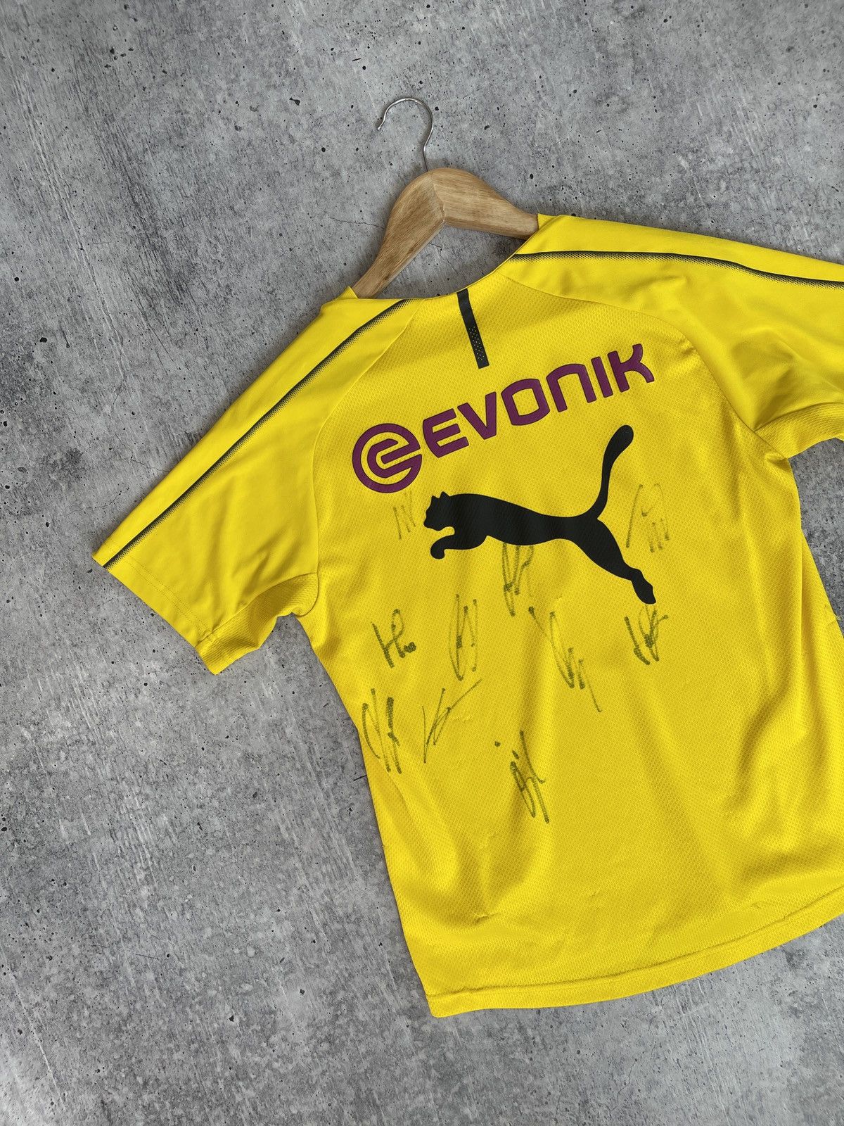 Other Borussia Dortmund Black Nike Kids Jersey XL 13-14 Years Size US XS / EU 42 / 0 - 11 Thumbnail