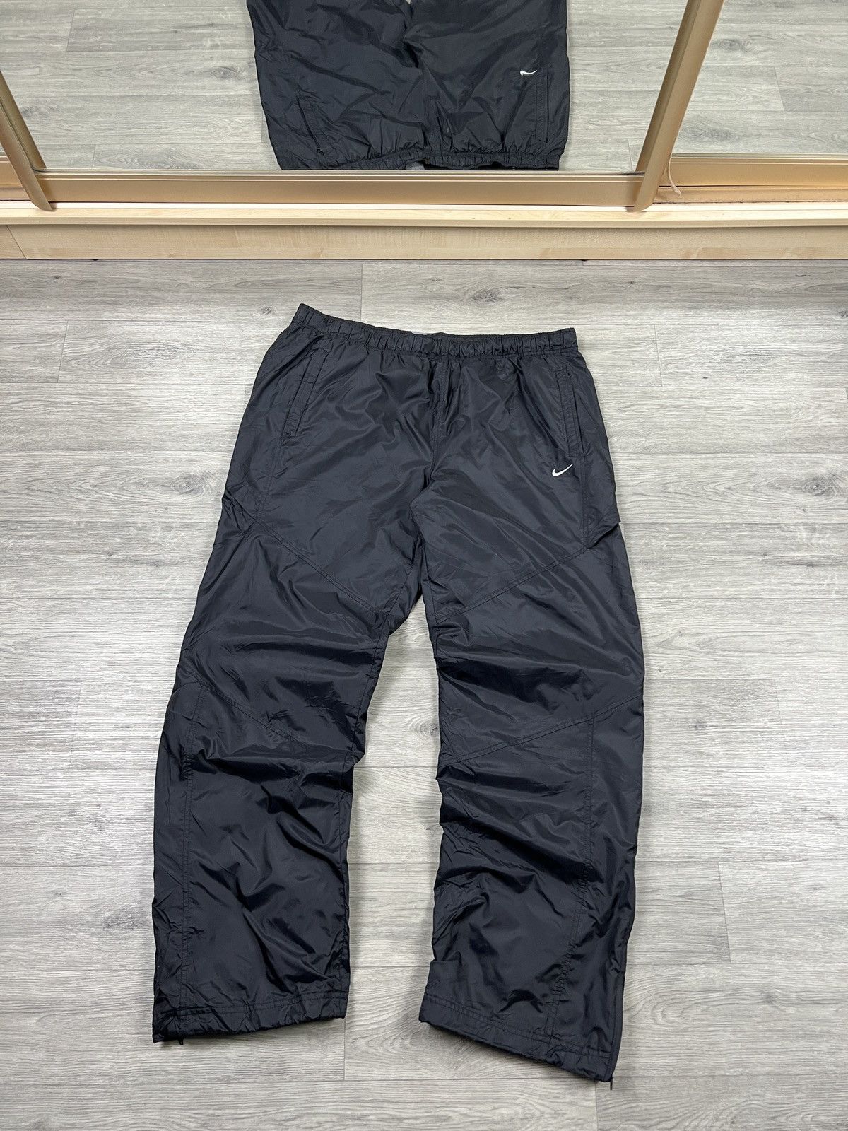 Nike Nike Vintage Track Pants Swoosh Vintage Drill Baggy 90s Size US 38 / EU 54 - 1 Thumbnail