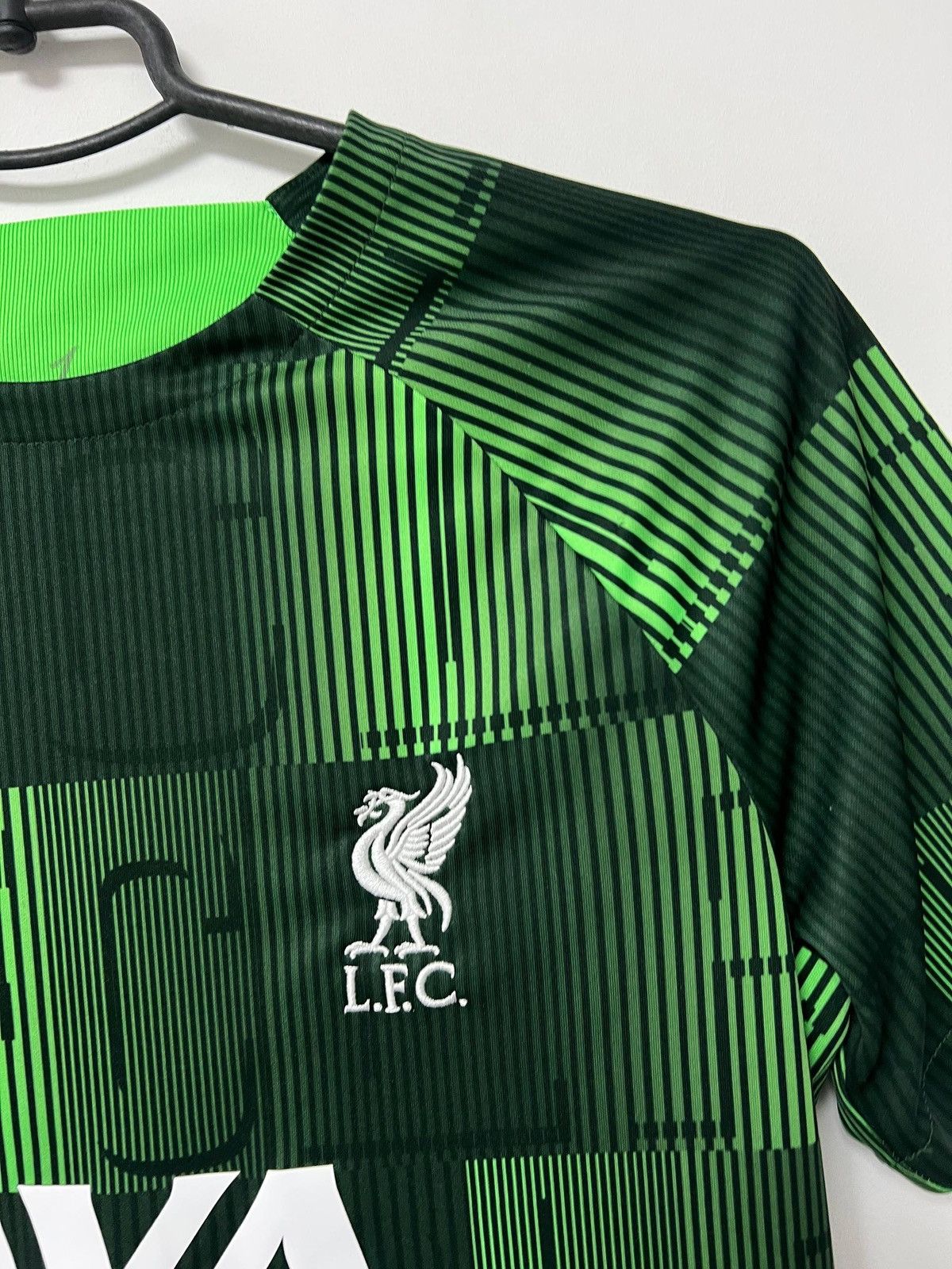 Nike Liverpool 2023-2024 Pre match Training Football Shirt Nike S Size US S / EU 44-46 / 1 - 5 Thumbnail