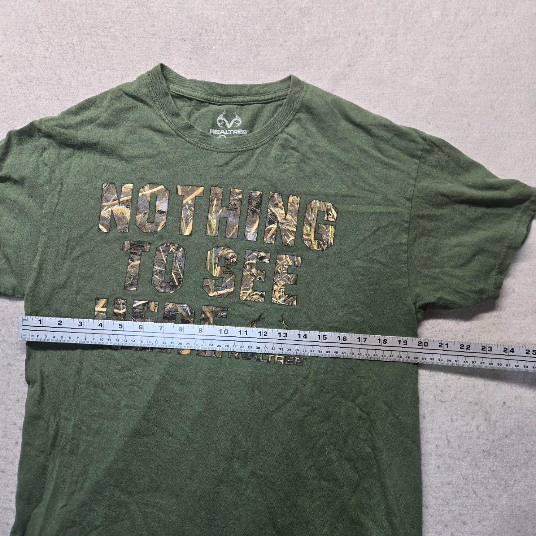 Realtree VINTAGE Real Tree "Nothing to see here" Camo Green T-Shirt Short Sleeve Men's L Large Size US L / EU 52-54 / 3 - 4 Thumbnail