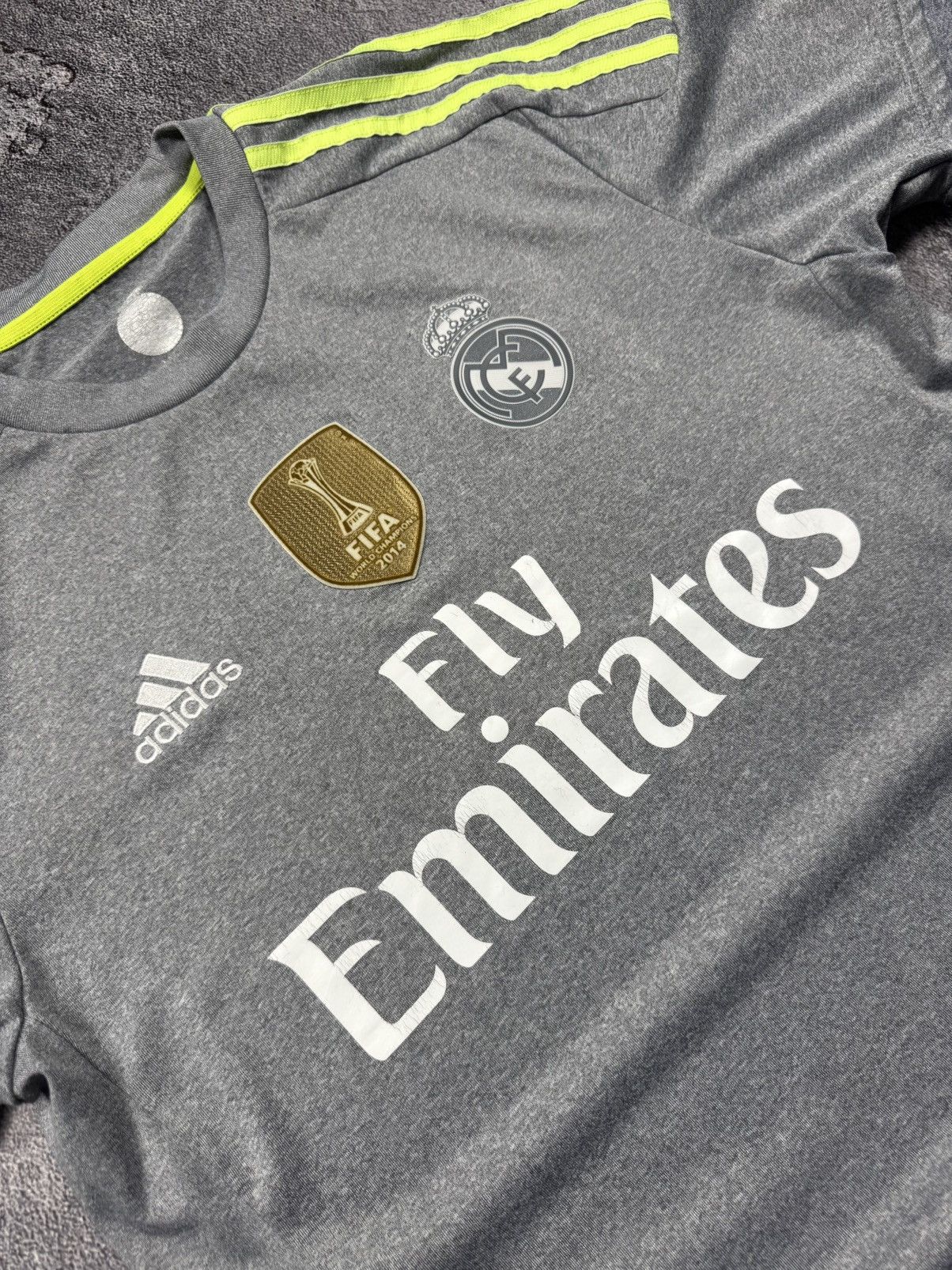 Adidas Adidas Real Madrid 2015/16 Away Jersey Size US S / EU 44-46 / 1 - 3 Thumbnail