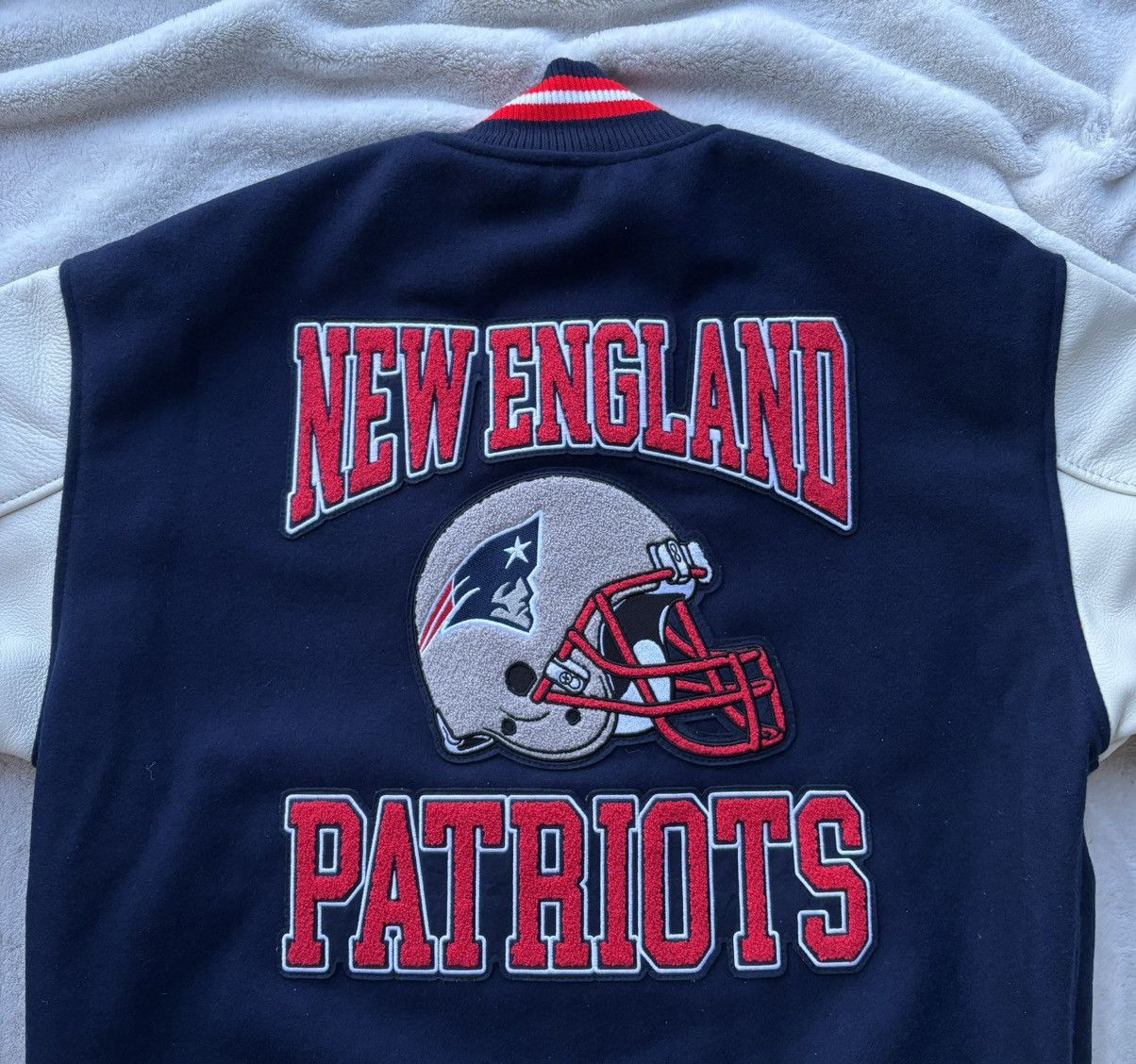 NFL × October's Very Own OVO x NFL New England Patriots Varsity Jacket Size US XXL / EU 58 / 5 - 2 Thumbnail