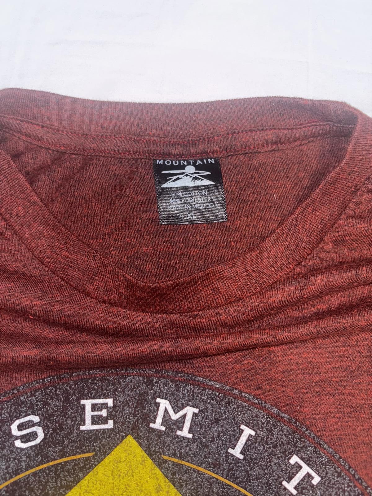 The Mountain Mountain Yosemite California Black Bear T-Shirt - XL Size US XL / EU 56 / 4 - 4 Thumbnail