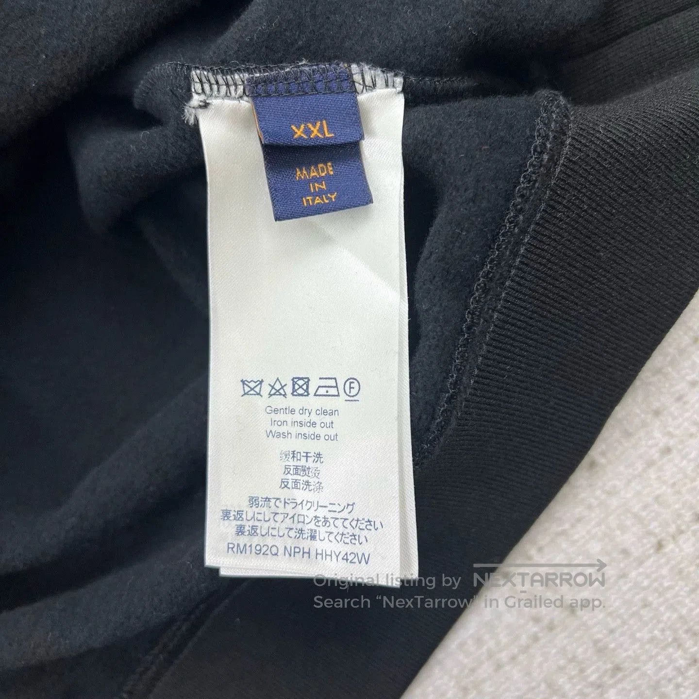 Louis Vuitton Louis Vuitton Logo Patch Sweatshirt XXL. Size US XXL / EU 58 / 5 - 5 Thumbnail