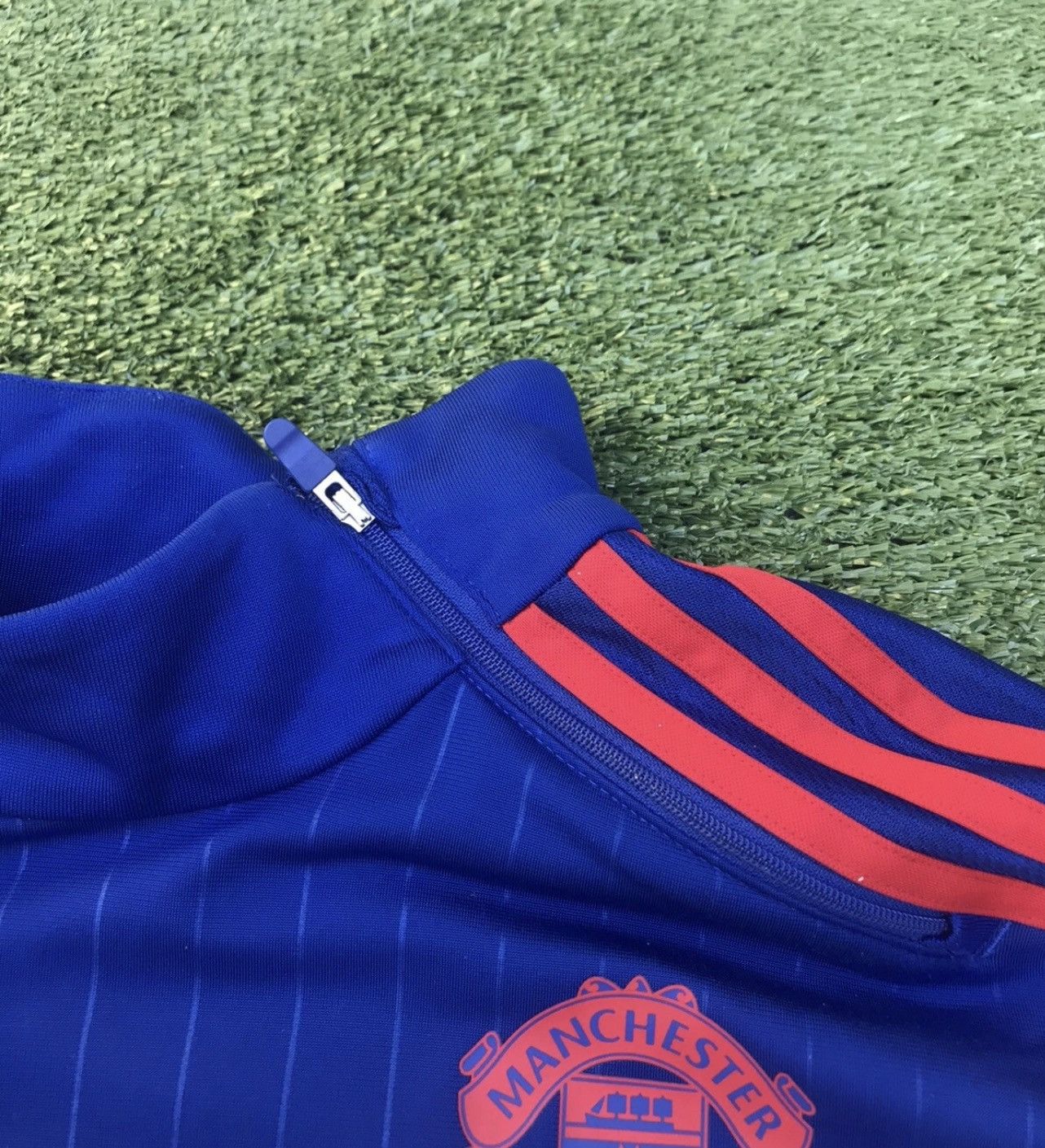 Adidas Sweat shirt manchester united Size US S / EU 44-46 / 1 - 7 Thumbnail