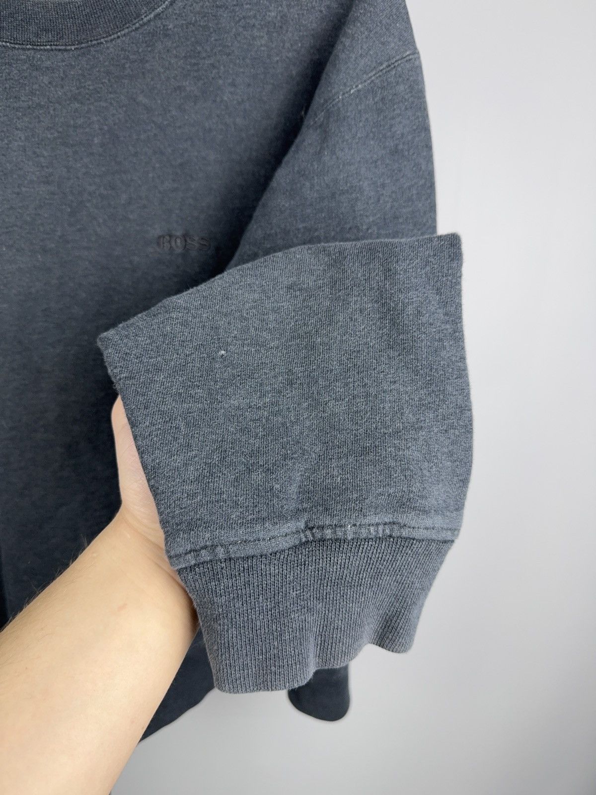Hugo Boss 00s Hugo Boss Distressed Crewneck Sweatshirt Minimal Logo L Size US L / EU 52-54 / 3 - 8 Thumbnail