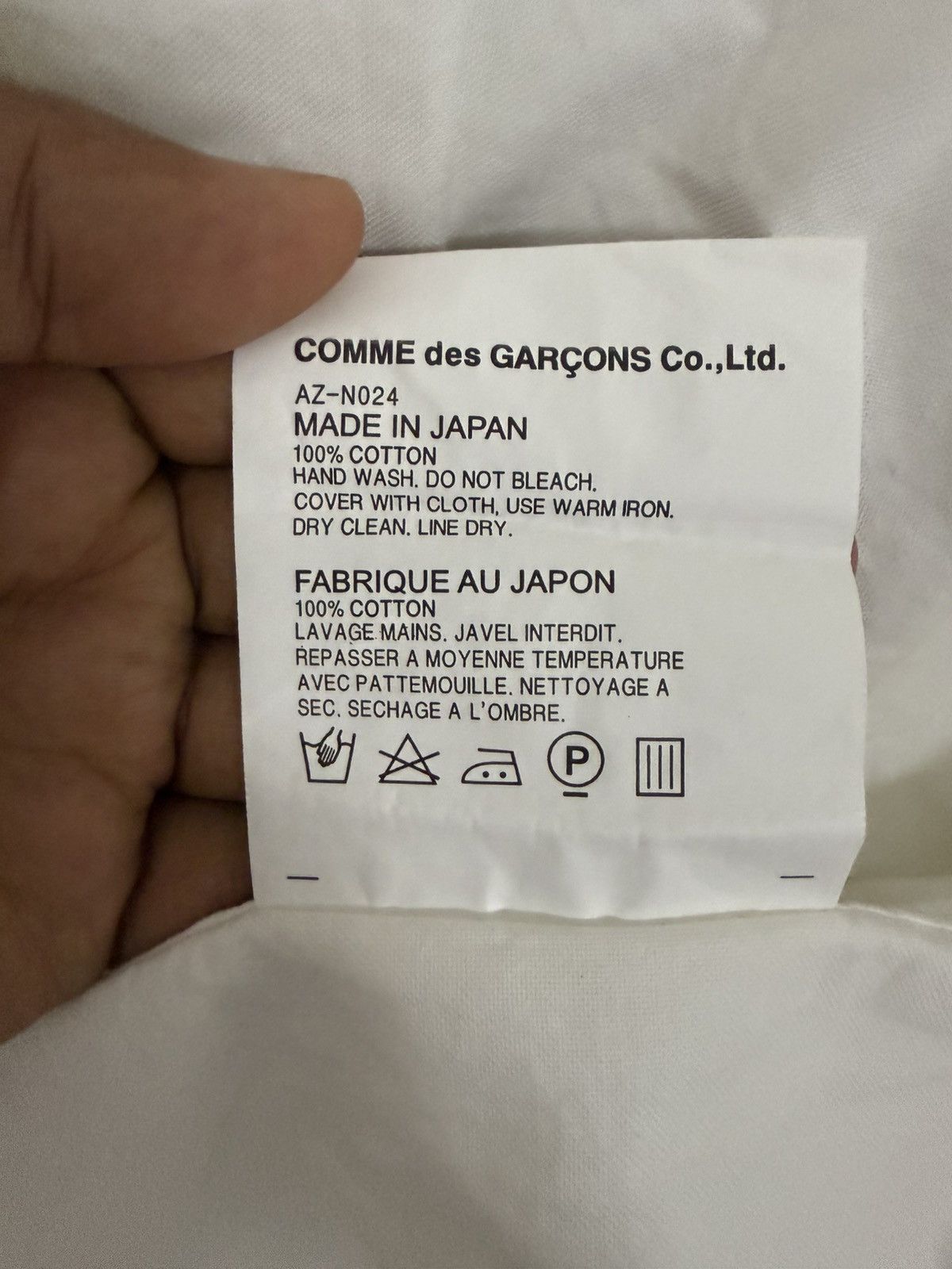Comme des Garcons Homme Plus COMME DES GARCONS PLAY WHITE BUTTON UP BLACK LOVE EMOJI Size US M / EU 48-50 / 2 - 5 Thumbnail