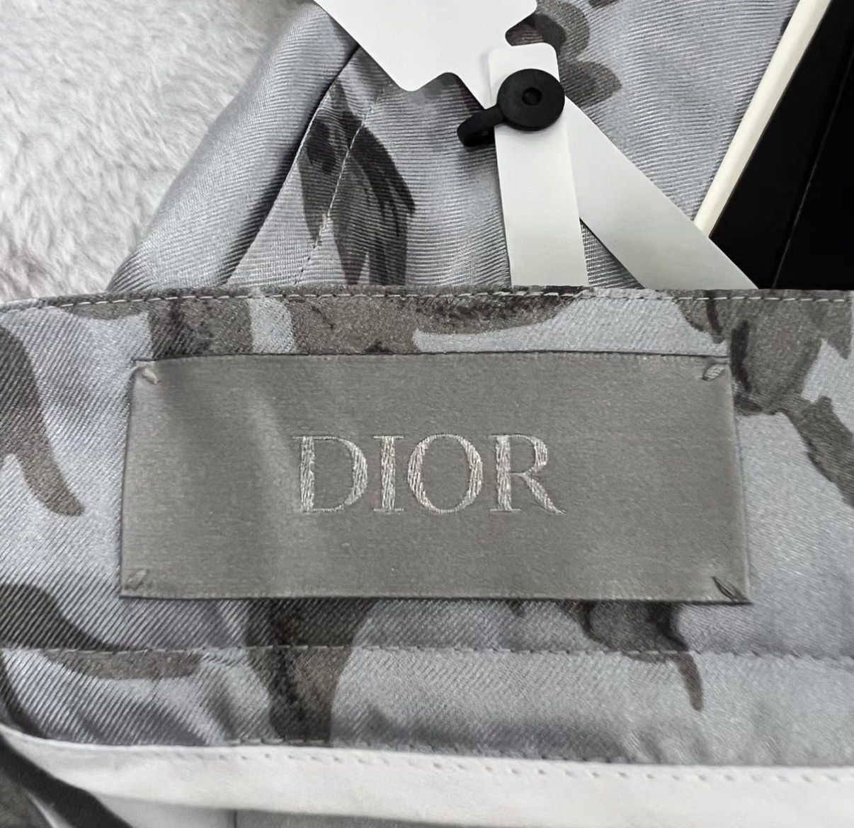 Dior Dior Floral & Logo Printed Shorts J41 Size US 32 / EU 48 - 4 Thumbnail