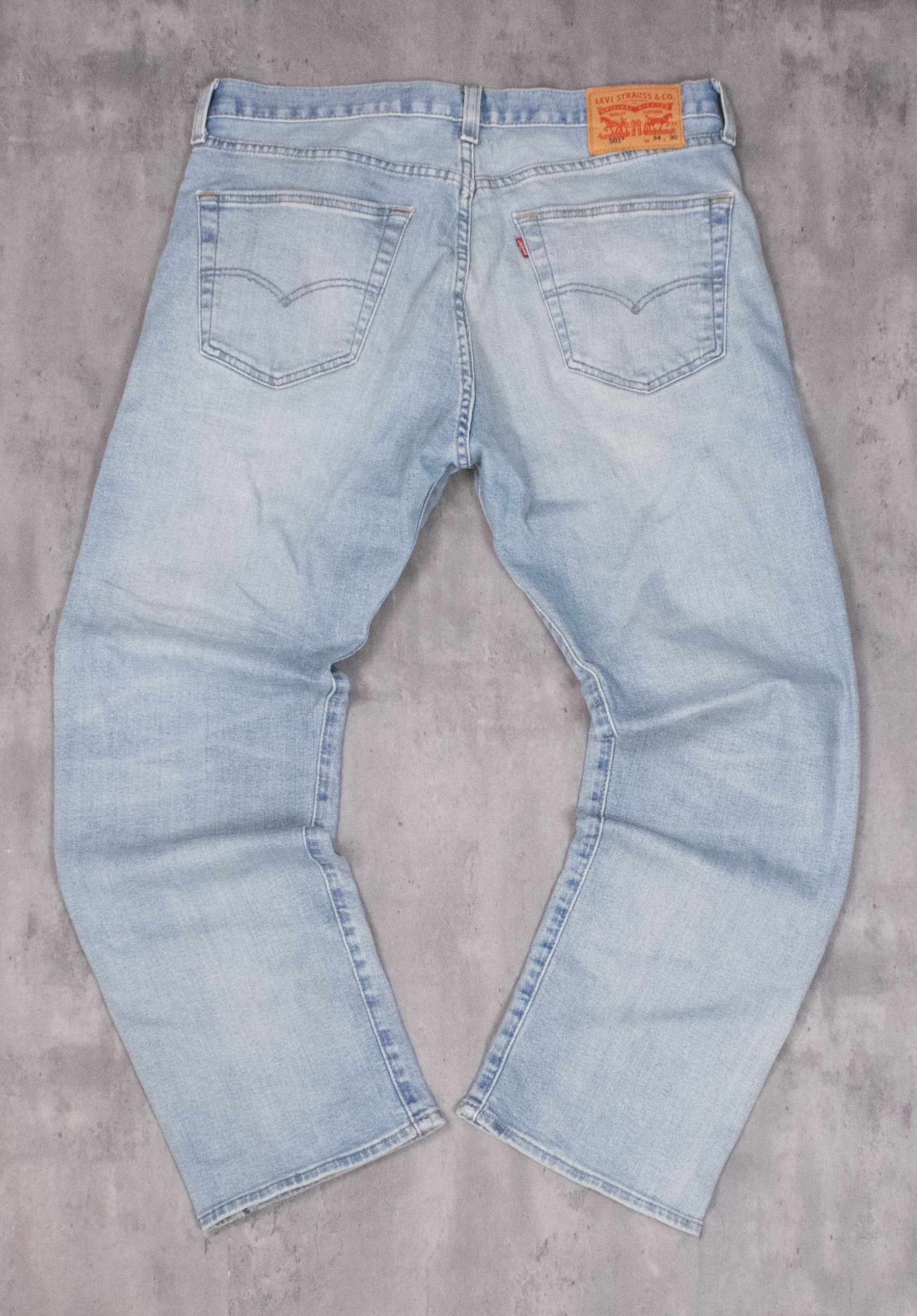 Levi's Levis 501 Straight Legged Distressed Midwash Denim Pant’s Size US 34 / EU 50 - 13 Thumbnail