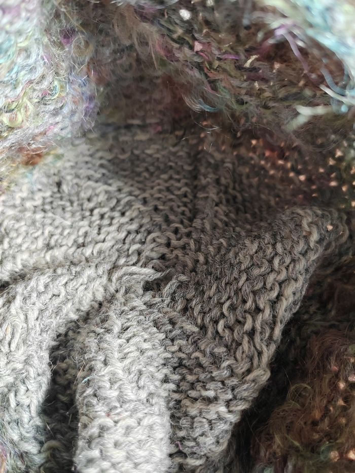 Japanese Brand Vintage Crochet Knitted Handmade Multicolour Beanie Snowcap Size ONE SIZE - 6 Thumbnail