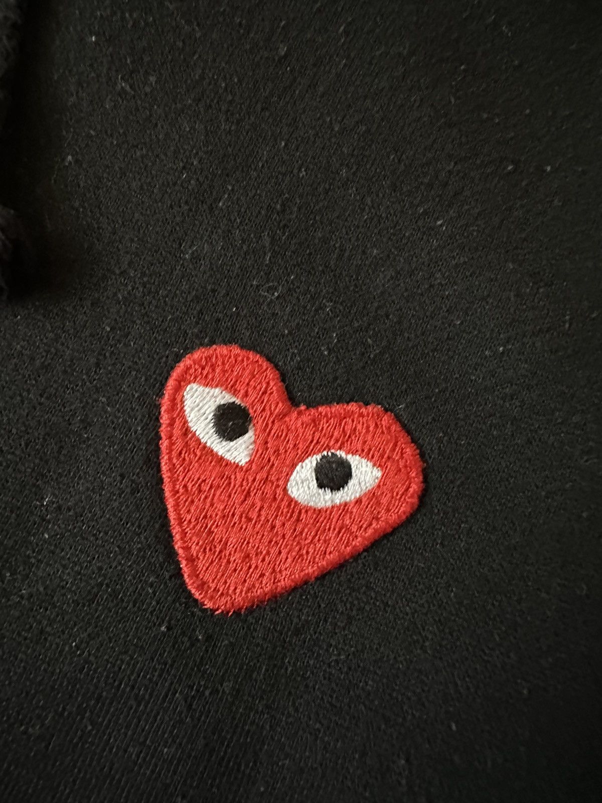 Comme des Garcons Comme des Garcons Black Small Heart Hoodie Japan hype size L Size US L / EU 52-54 / 3 - 4 Thumbnail