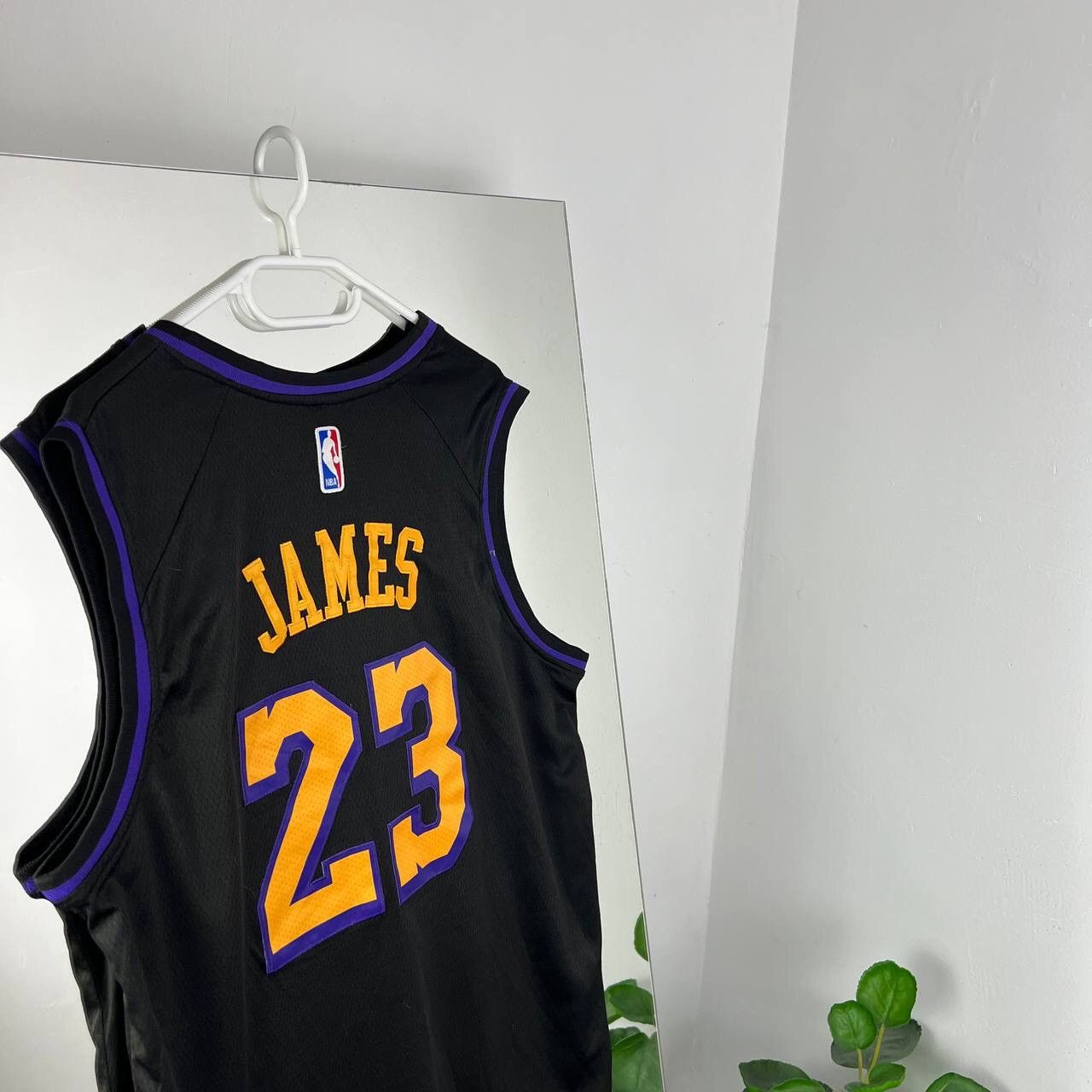Nike Basketball James Los Angles Nike Drill Tank Top Jersey Y2k Size US L / EU 52-54 / 3 - 4 Thumbnail
