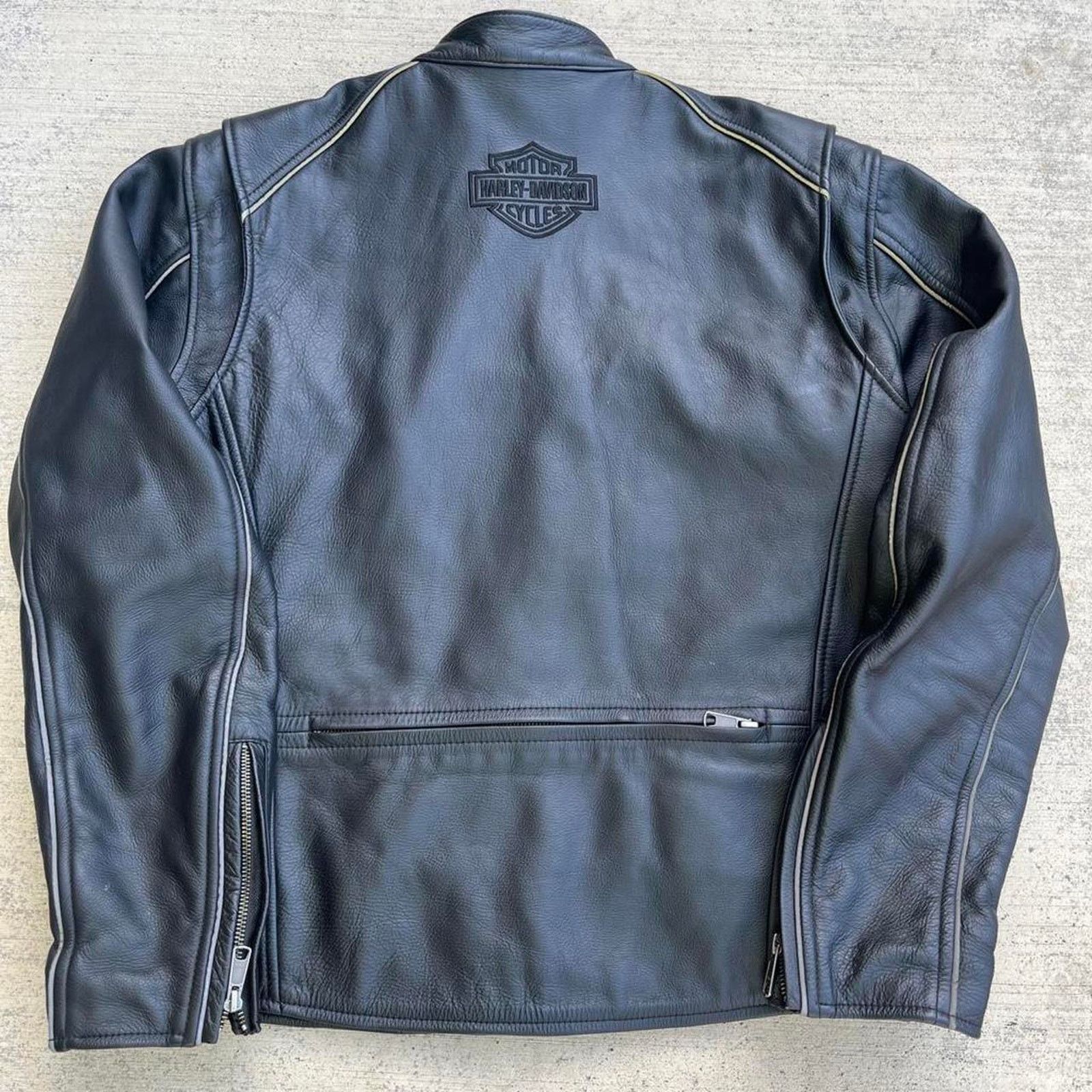 Harley Davidson Harley Davidson Embroidered Patch Black on Black Logo Size US L / EU 52-54 / 3 - 8 Thumbnail