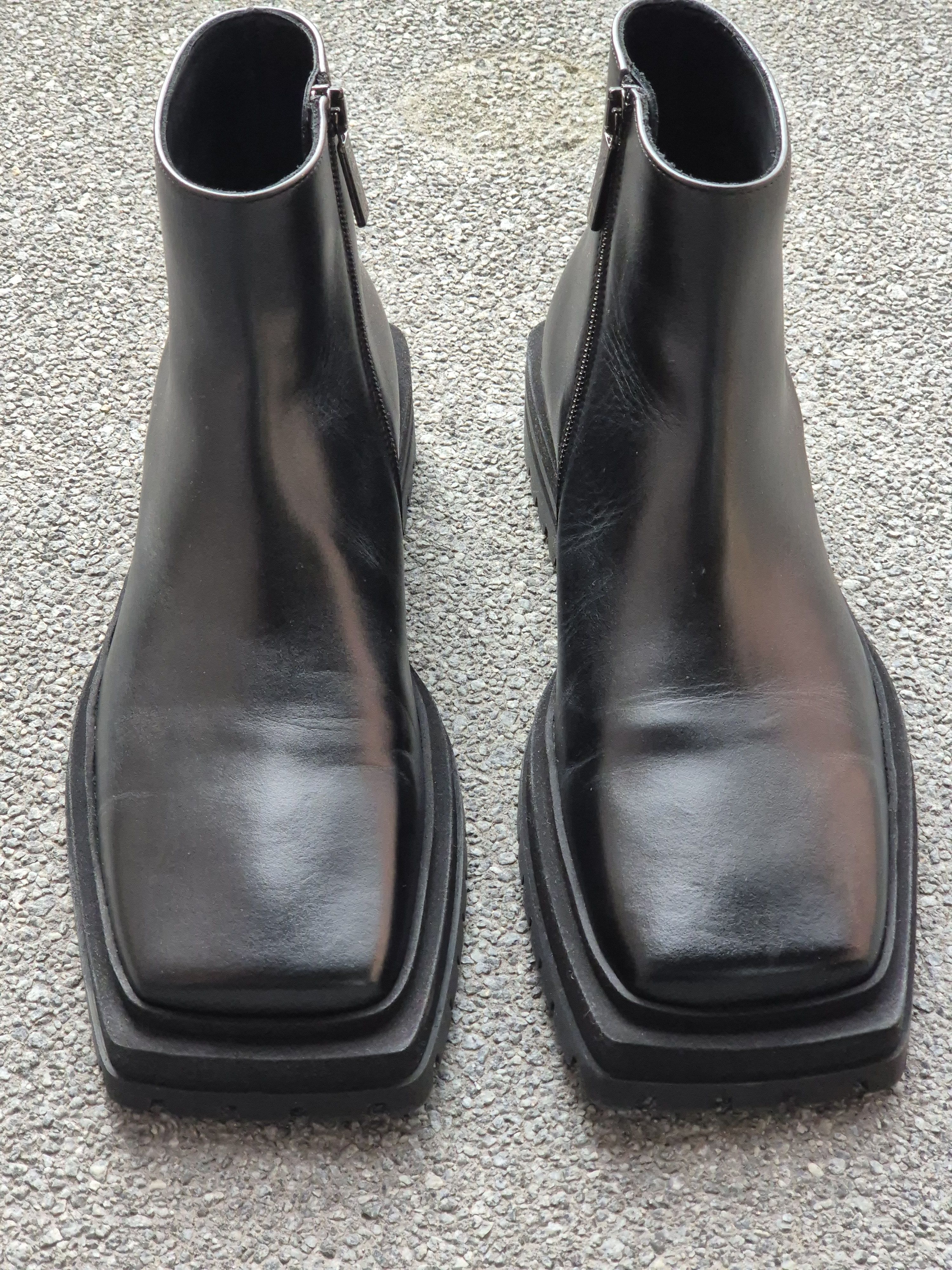 Trussardi GmbH Black Leather Zip Boots Size US 7.5 / EU 40-41 - 2 Thumbnail