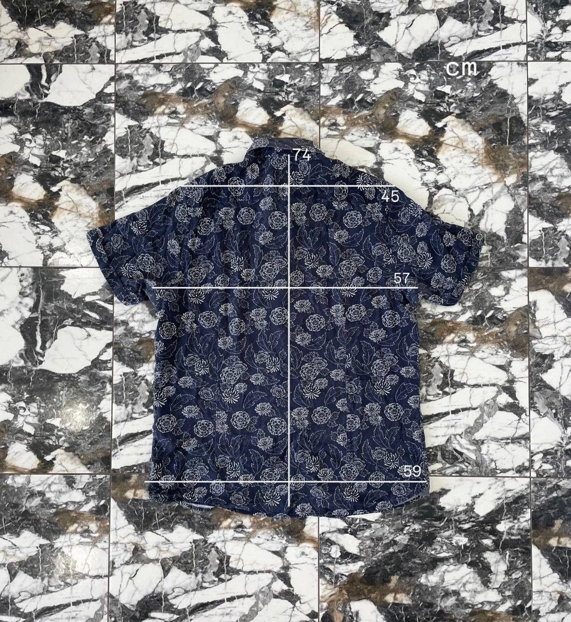 Ted Baker Ted Baker shirt with Blue floral print, Size 5 Size US L / EU 52-54 / 3 - 15 Thumbnail