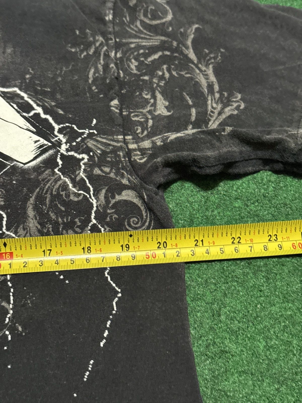 Hanes Metallic Affliction Style Band T Shirt Y2K Vintage Black Size US L / EU 52-54 / 3 - 5 Thumbnail