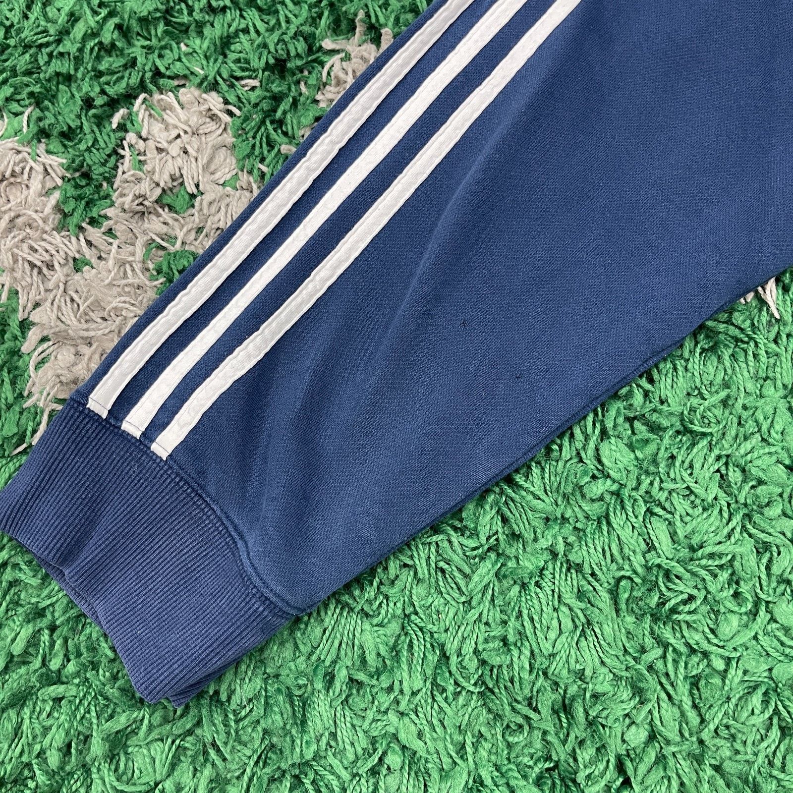 Adidas Adidas 1/4 Zip Pullover Sweater Navy Blue Size XL B12 Size US XL / EU 56 / 4 - 3 Thumbnail