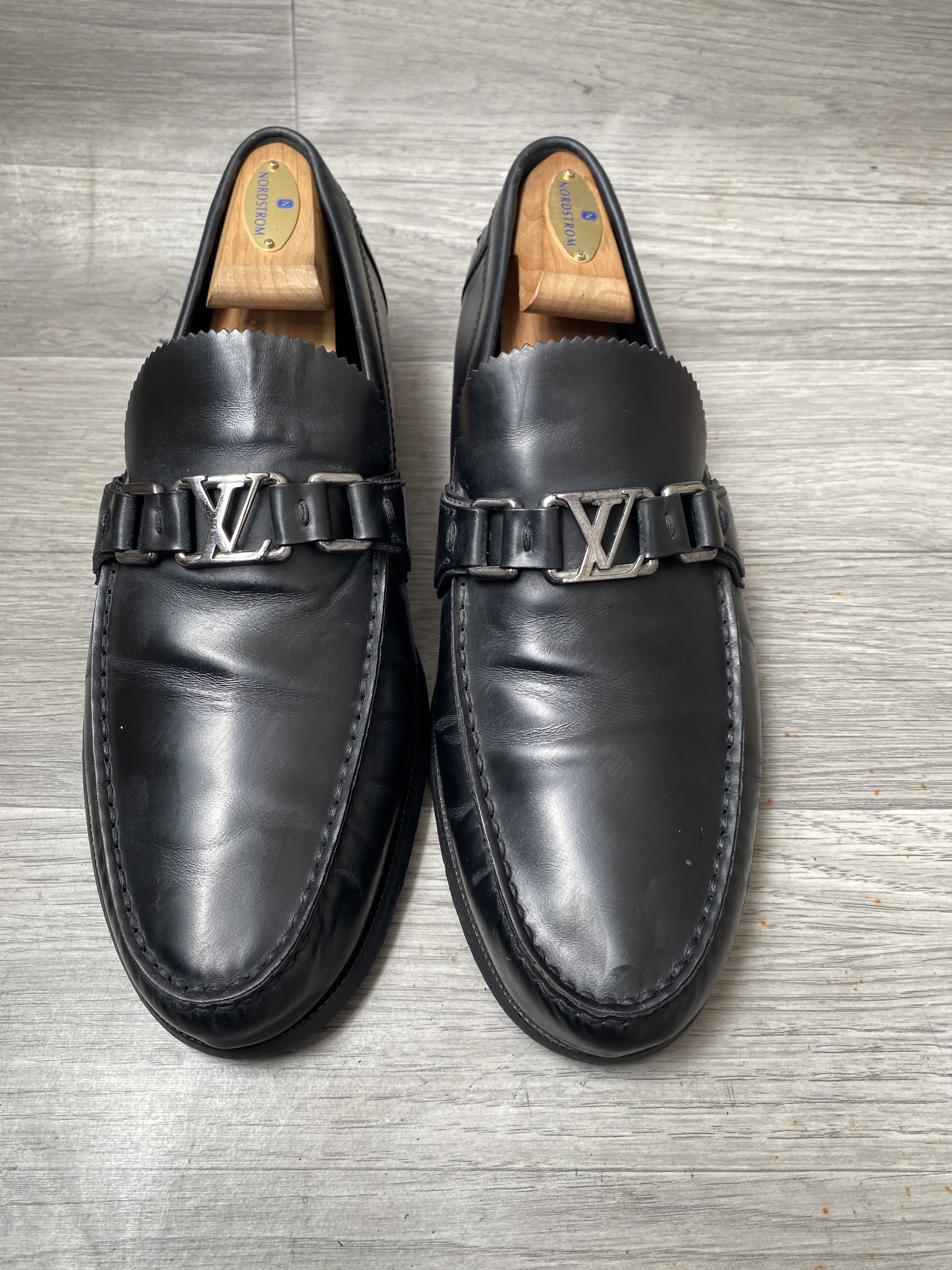 Louis Vuitton montecarlo black slip on loafers sz 42