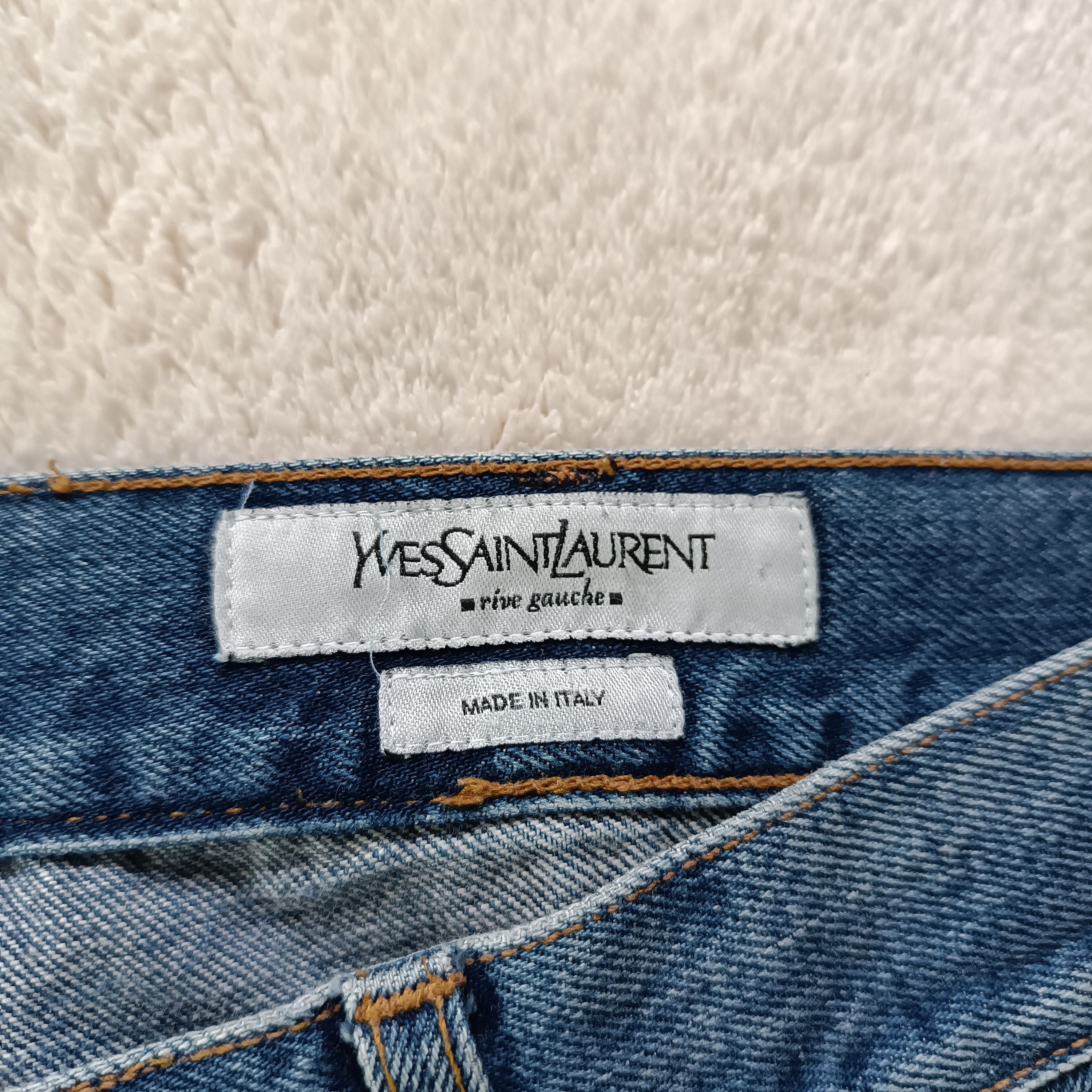 Yves Saint Laurent Italy Yves Saint Laurent Flared Denim Jeans Size 32" / US 10 / IT 46 - 12 Thumbnail