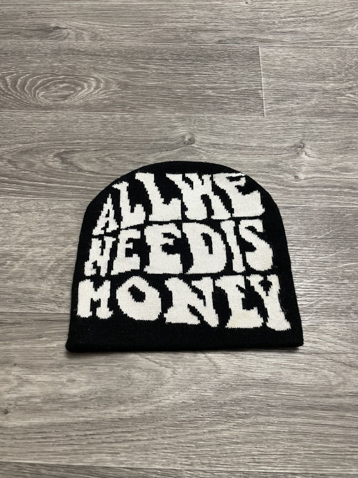 Other All We Need Is Money Beanie Hat Y2K Streetwear Size ONE SIZE - 1 Thumbnail