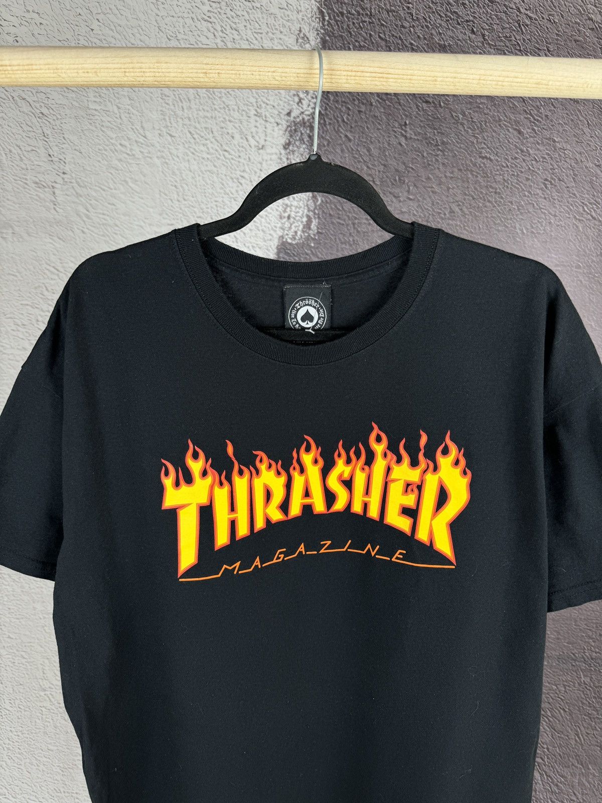 Thrasher Thrasher OG vintage big logo black tee shirt size XL Size US XL / EU 56 / 4 - 3 Thumbnail