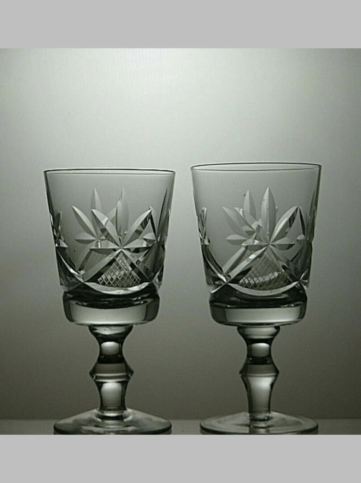 The Unbranded Brand Lead Crystal Cut Glass Set of 2 Wine Glasses 5 1/4" Size ONE SIZE - 1 Thumbnail