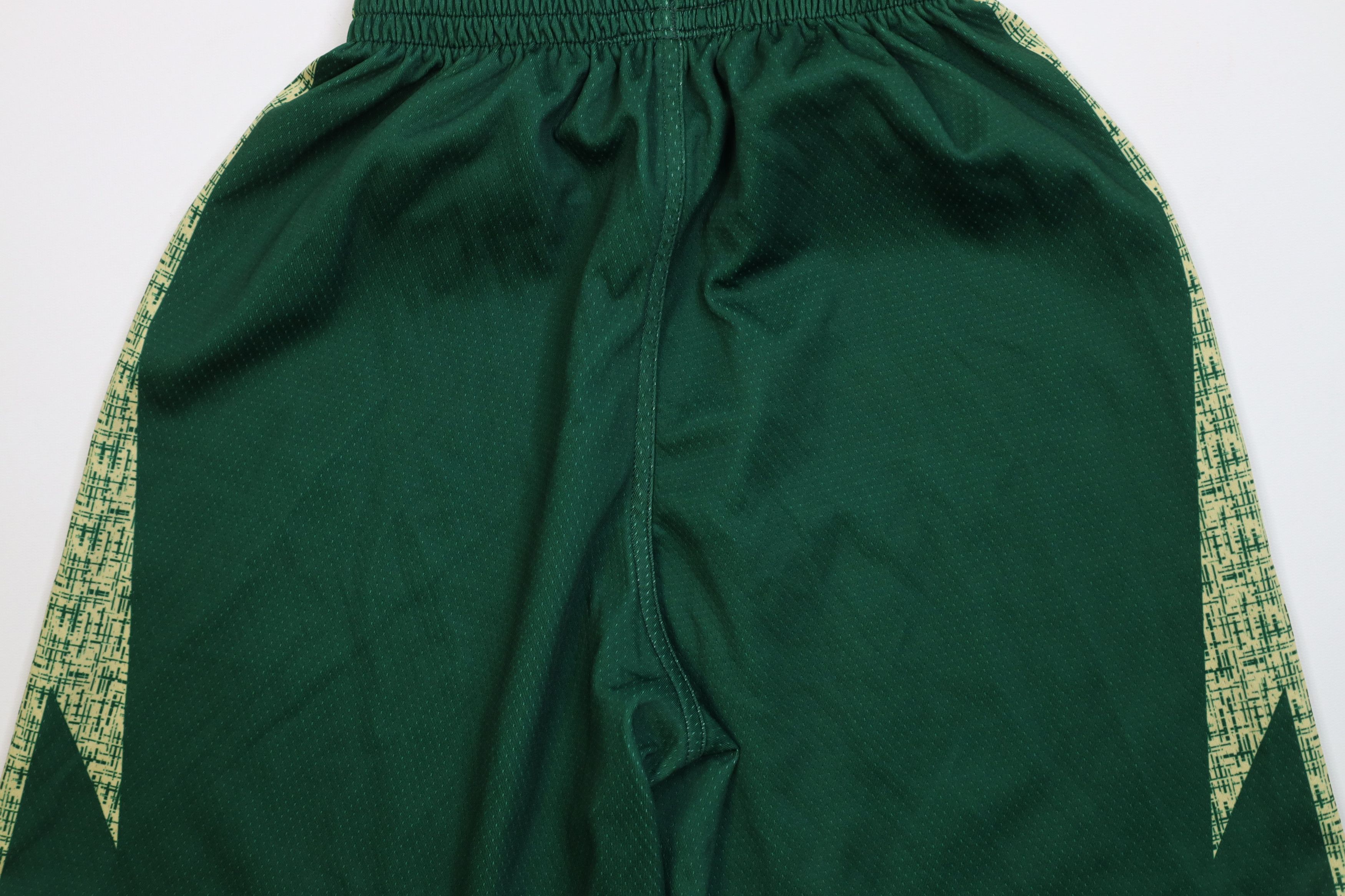 Russell Athletic Vintage 90s Russell Athletic Above Knee Basketball Shorts Size US 30 / EU 46 - 9 Thumbnail