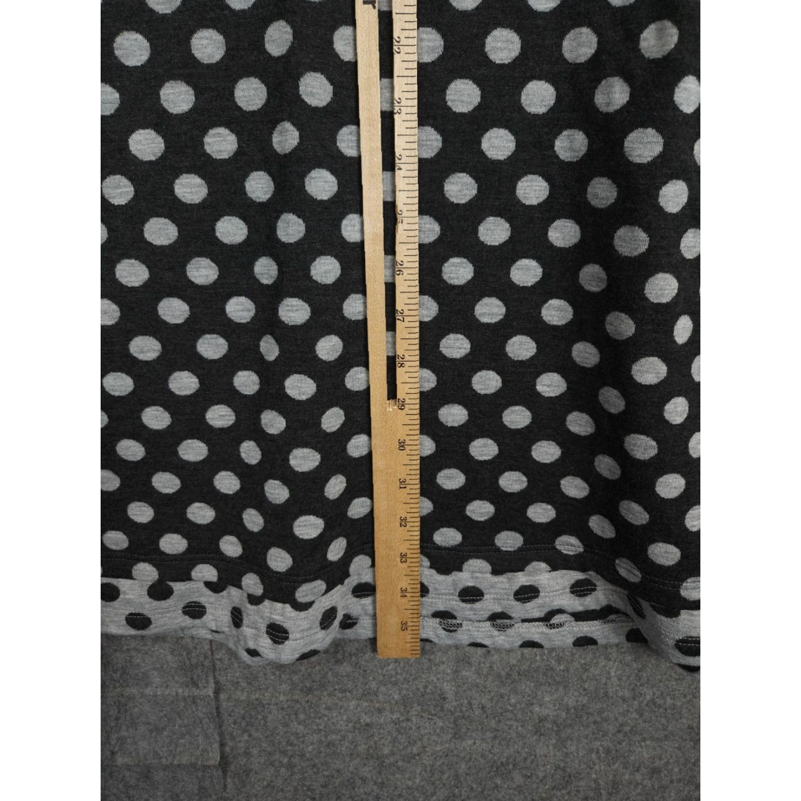 Vintage VINTAGE Lisa Bayne Women’s Sweater Dress Polka Dot Pockets 3/4 Sleeve Knee Length Gray Medium Casual Womens Size M / US 6-8 / IT 42-44 - 6 Thumbnail