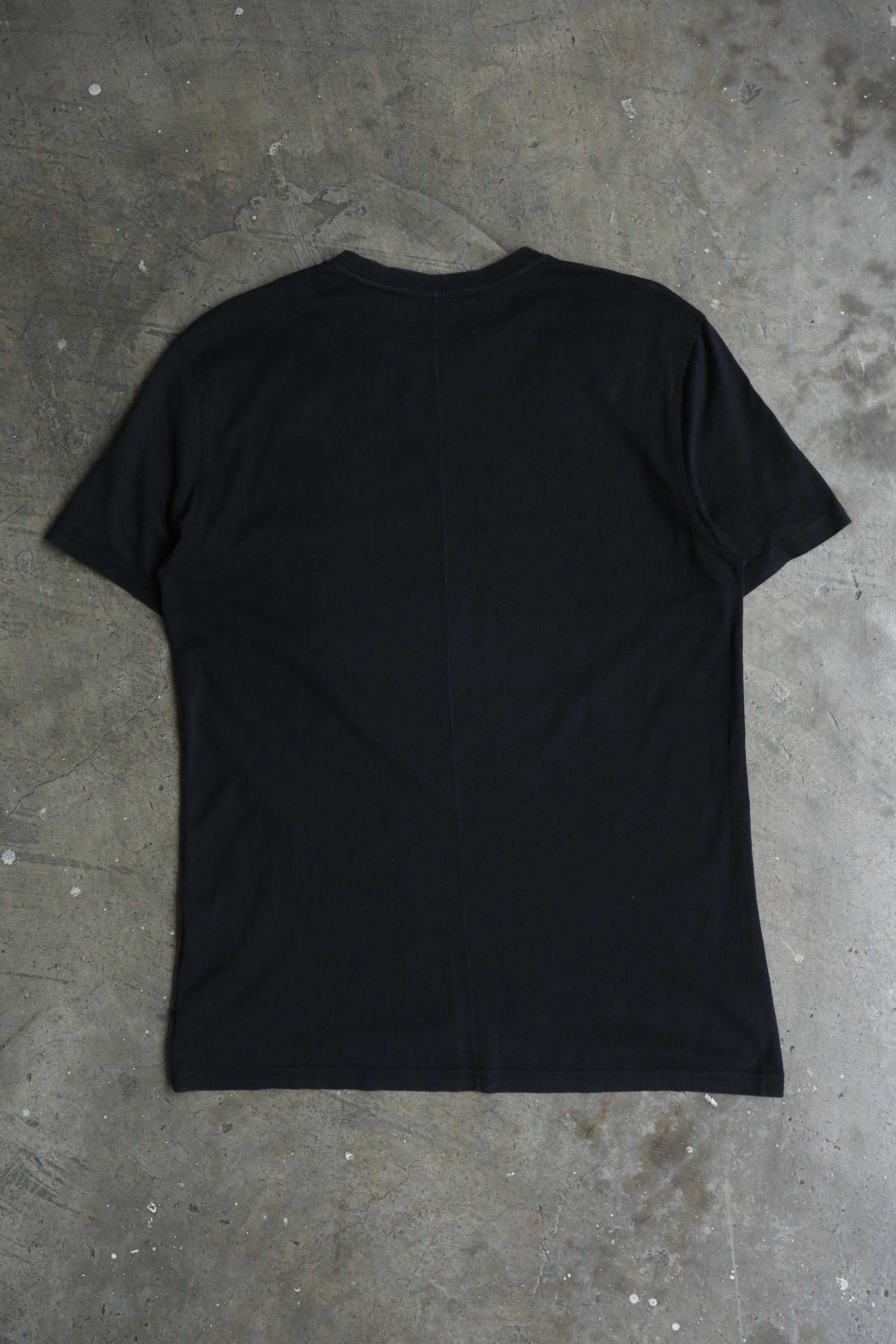 Givenchy Givenchy - Riccardo Tisci - F/W 17 - Shark Tee Size US L / EU 52-54 / 3 - 2 Thumbnail