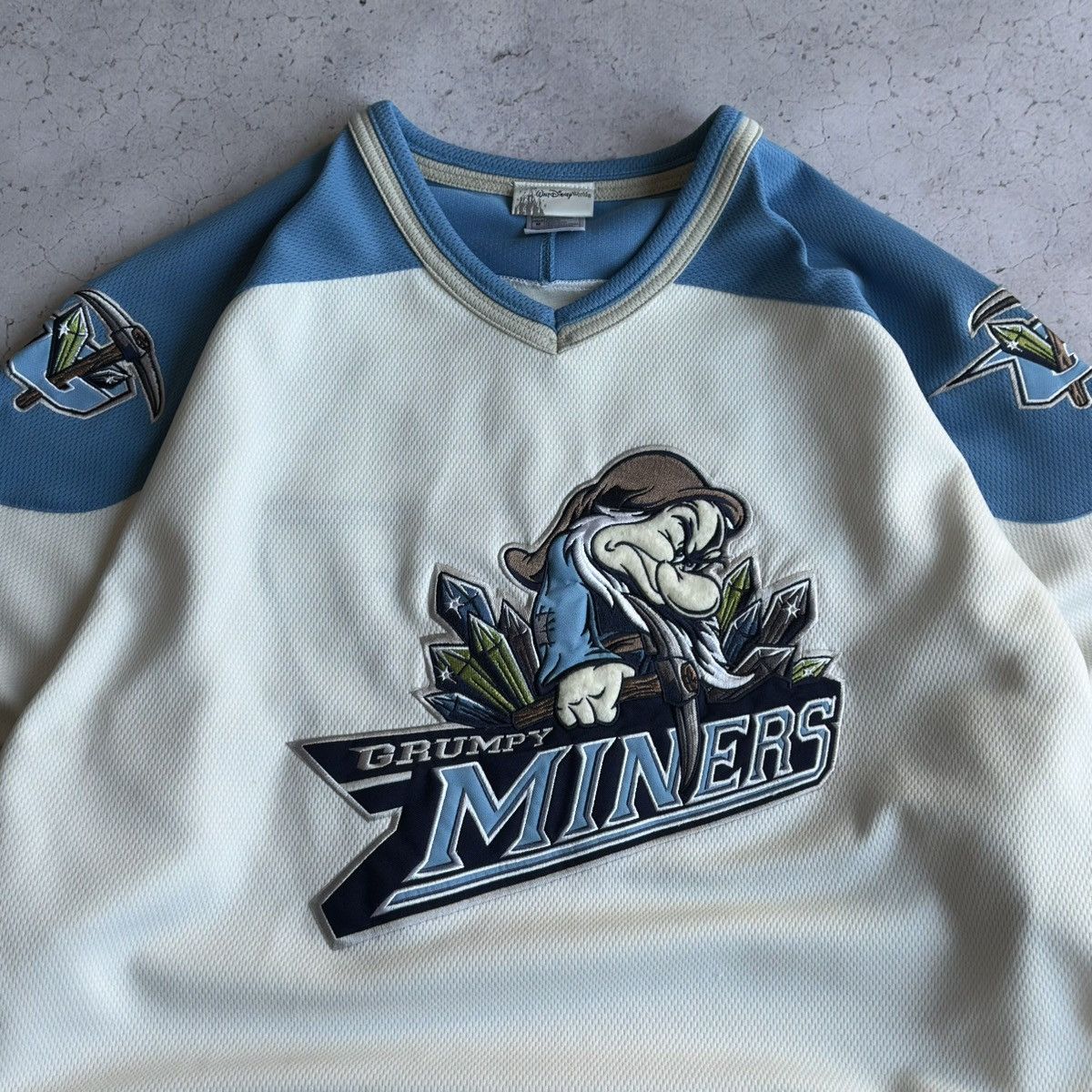 Disney Vintage Disney Grumpy Miners #37 Hockey Jersey Size US M / EU 48-50 / 2 - 3 Thumbnail