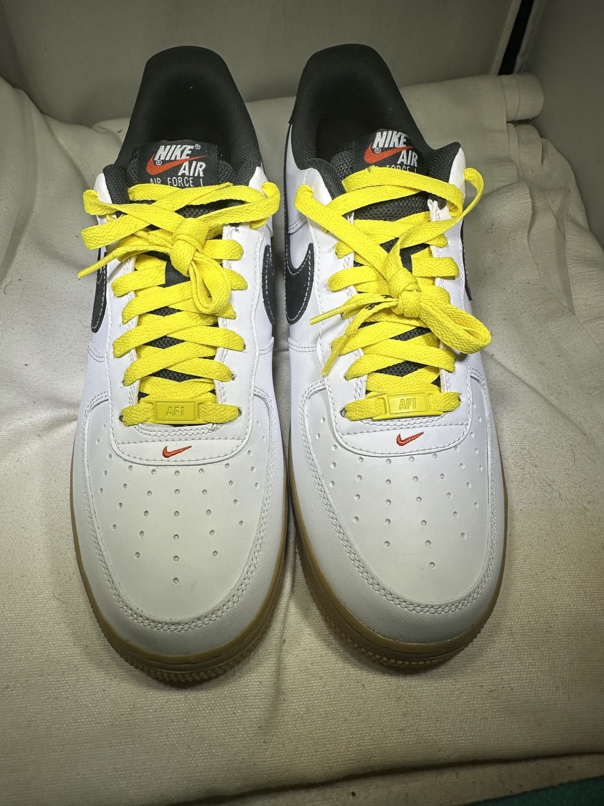 Nike PreOwned Nike Air Force 1 LV8 Go The Extra Smile Men's 10 Size US 10 / EU 43 - 2 Thumbnail