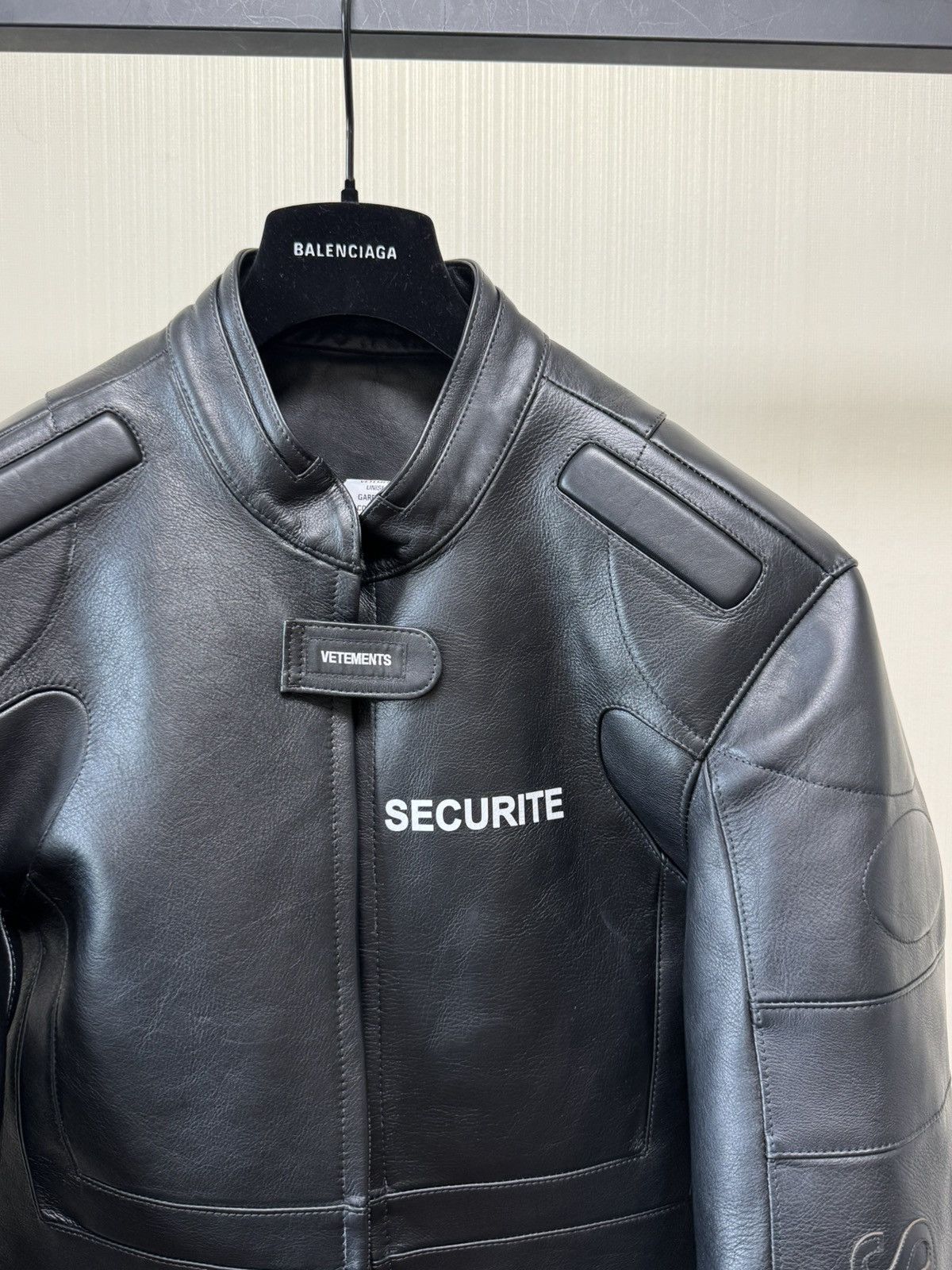 Vetements Vetements Security leather jacket Size US L / EU 52-54 / 3 - 3 Thumbnail