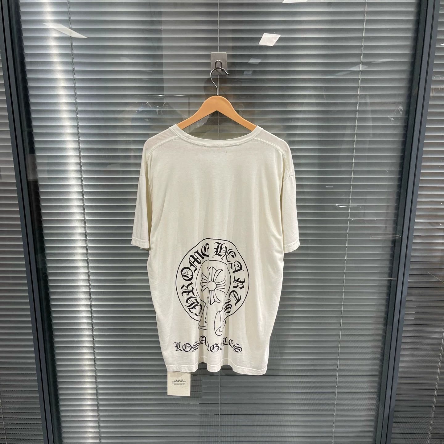 Chrome Hearts Chrome Hearts LV Cross Tee XL 9/10 (collar flaw) Size US XL / EU 56 / 4 - 1 Thumbnail