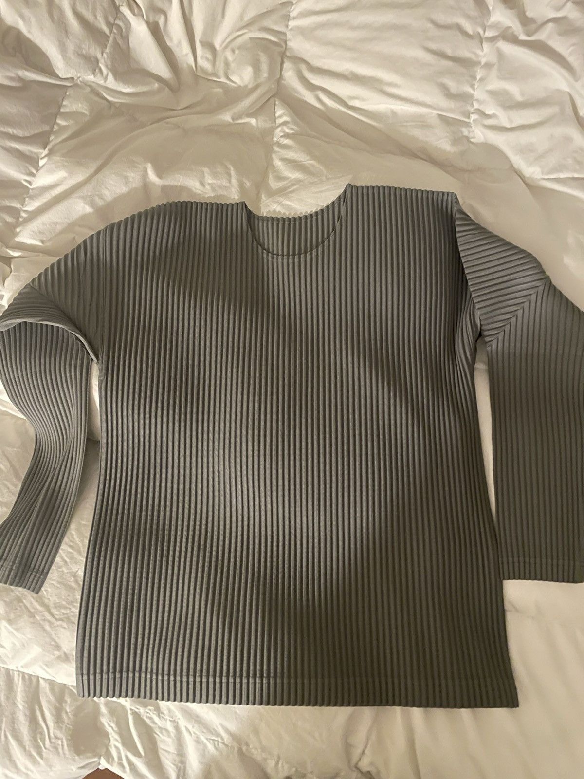 Homme Plisse Issey Miyake Homme Plisse - long sleeve in ash grey Size US L / EU 52-54 / 3 - 2 Thumbnail