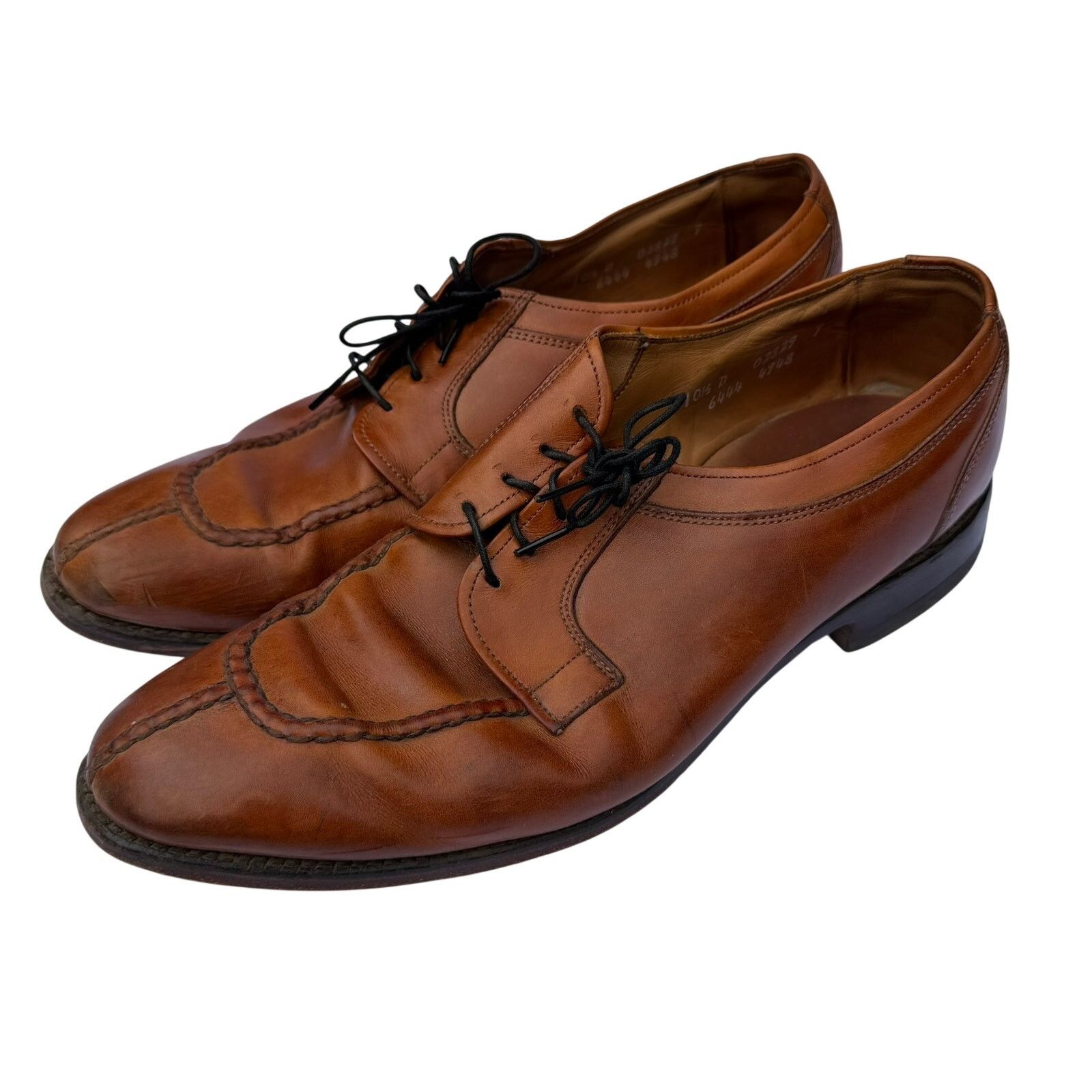 Allen Edmonds Allen Edmonds Brewster Derby Shoes Size 10.5D Tan Size US 10.5 / EU 43-44 - 1 Thumbnail