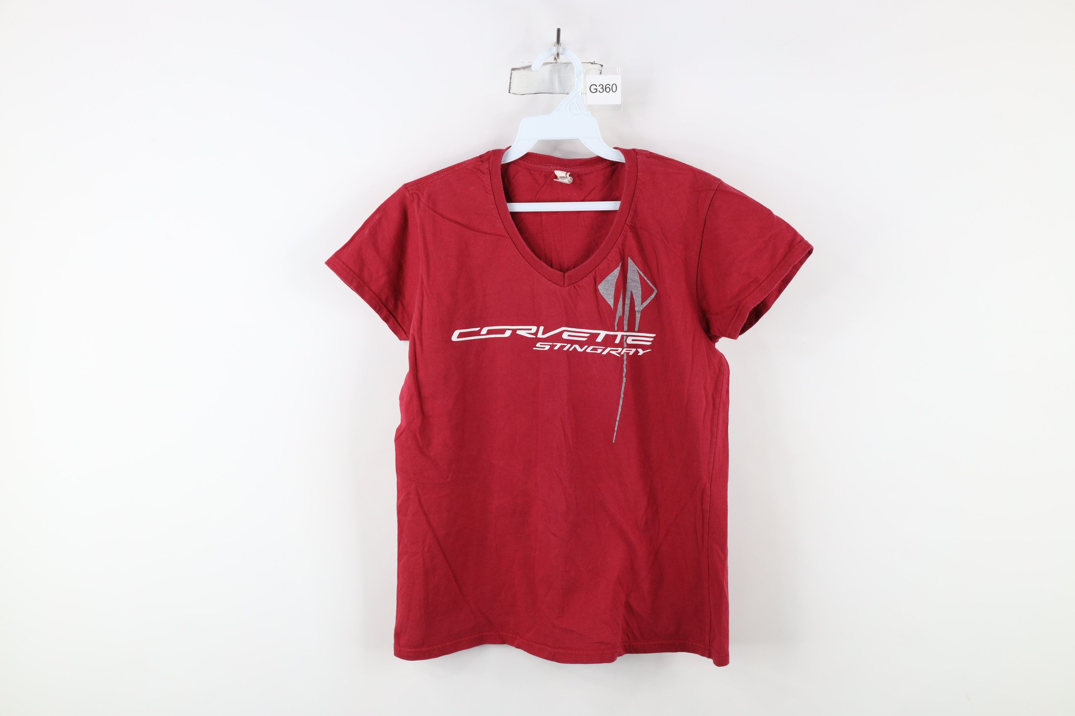 Vintage Vintage Y2K Corvette Stingray Car V-Neck T-Shirt Red Size M / US 6-8 / IT 42-44 - 1 Thumbnail