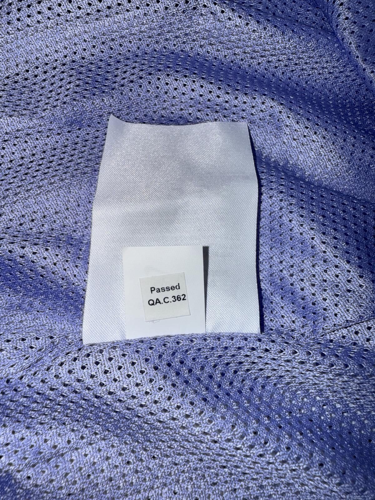Nike Nike Women’s Sportswear Icon Clash Mesh Shorts Size 42" / US 20 - 8 Thumbnail