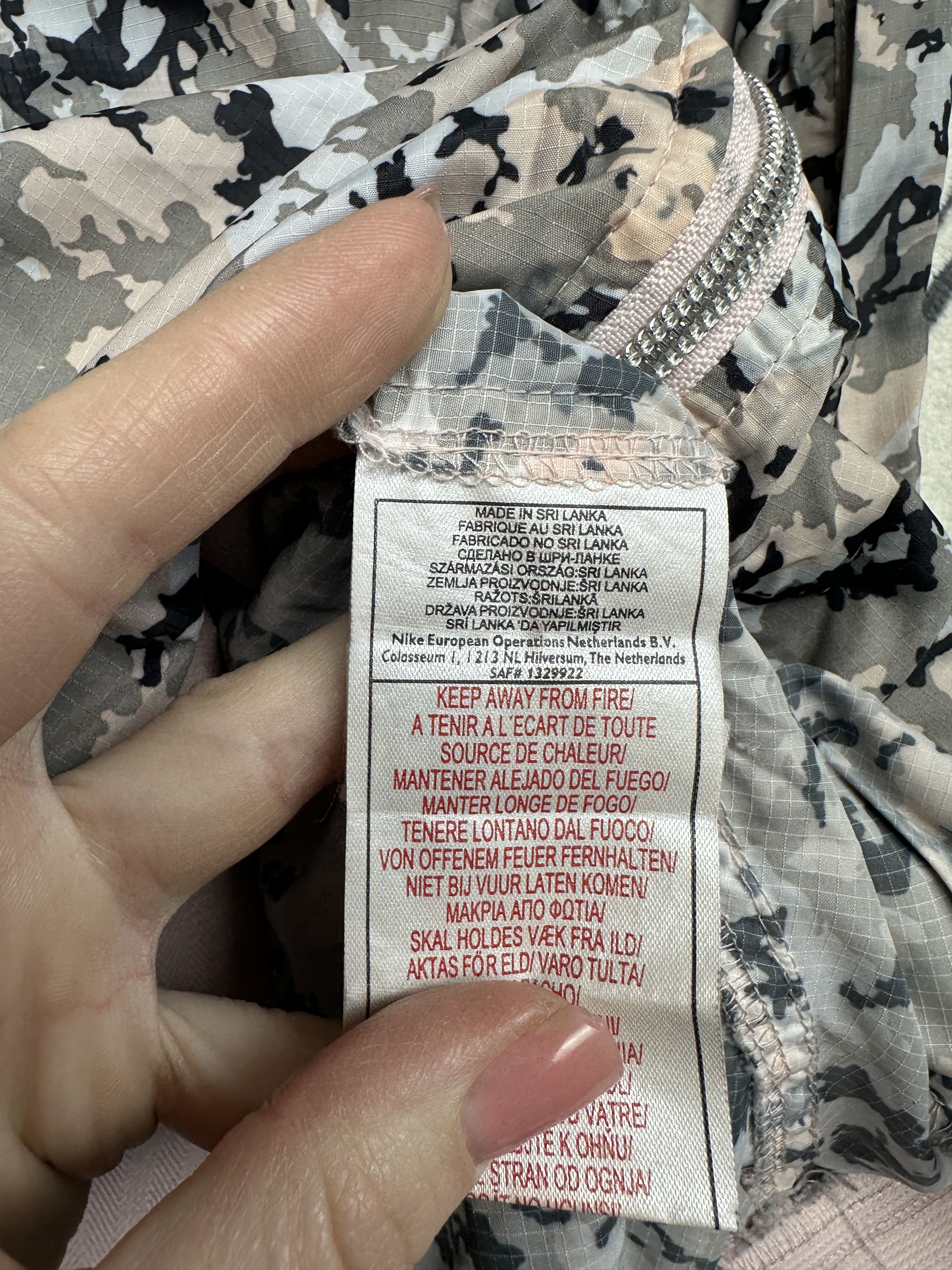 Nike Nike Camo Vintage Mens Windbreaker Jacket Y2K Size US M / EU 48-50 / 2 - 6 Thumbnail