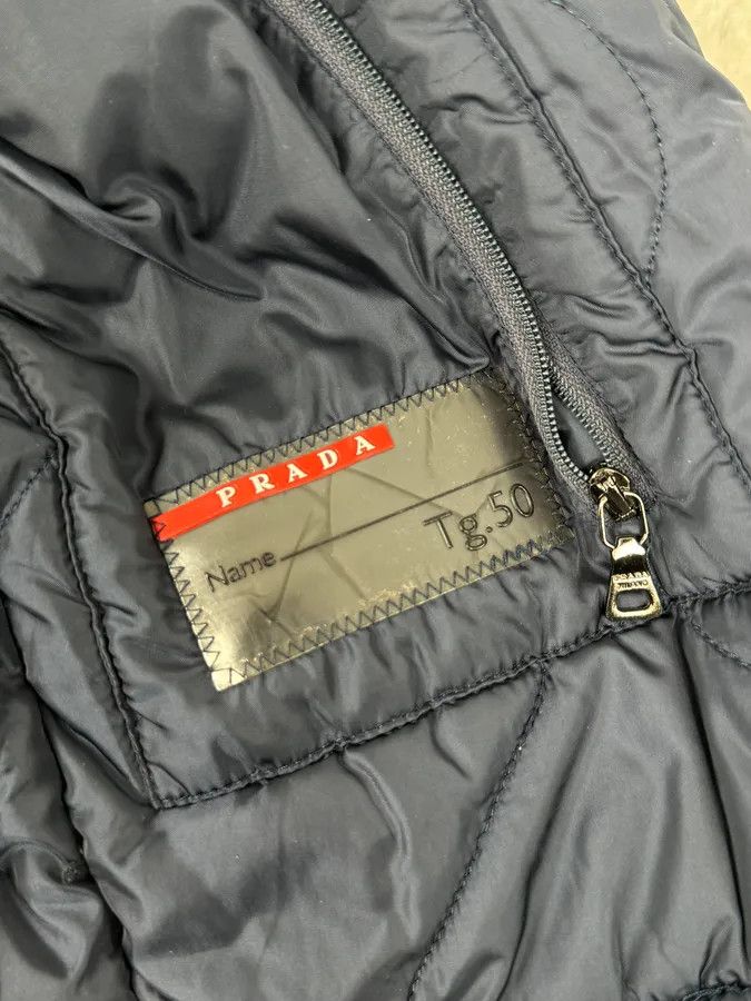 Prada 2000s Prada Black Puffer Asymmetrical Jacket Size US L / EU 52-54 / 3 - 13 Thumbnail