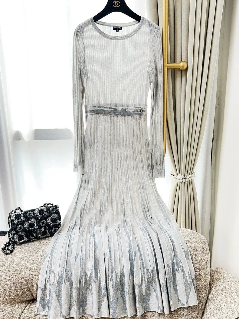 Chanel Chanel Gray Long Sleeve Maxi Dress - dmc Size US 36 / EU 52 - 1 Thumbnail