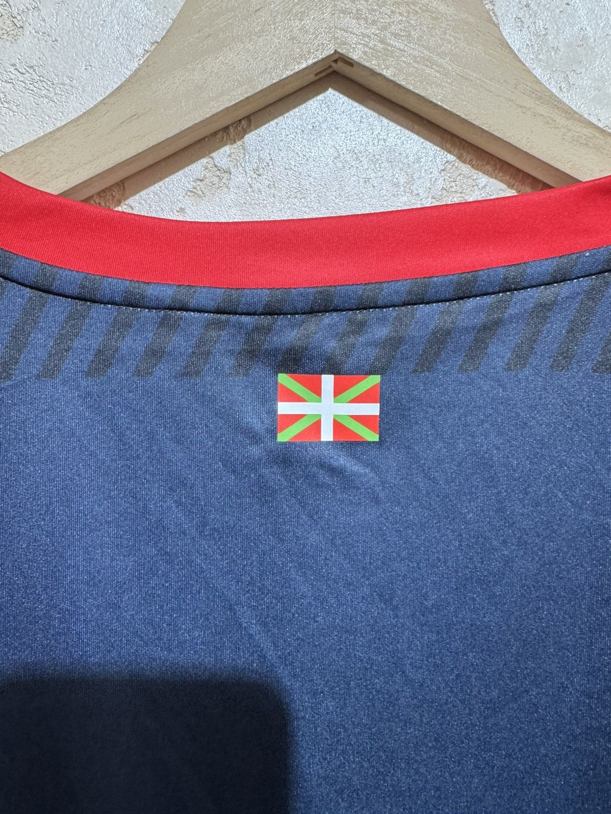Other Baskonia Basketball Jersey Kelme XL New With Tags Size US XL / EU 56 / 4 - 12 Thumbnail