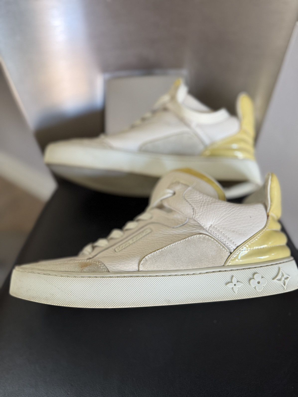 Louis Vuitton Kanye West x Louis Vuitton Don Cream 6.5 Size US 6.5 / EU 39-40 - 9 Thumbnail