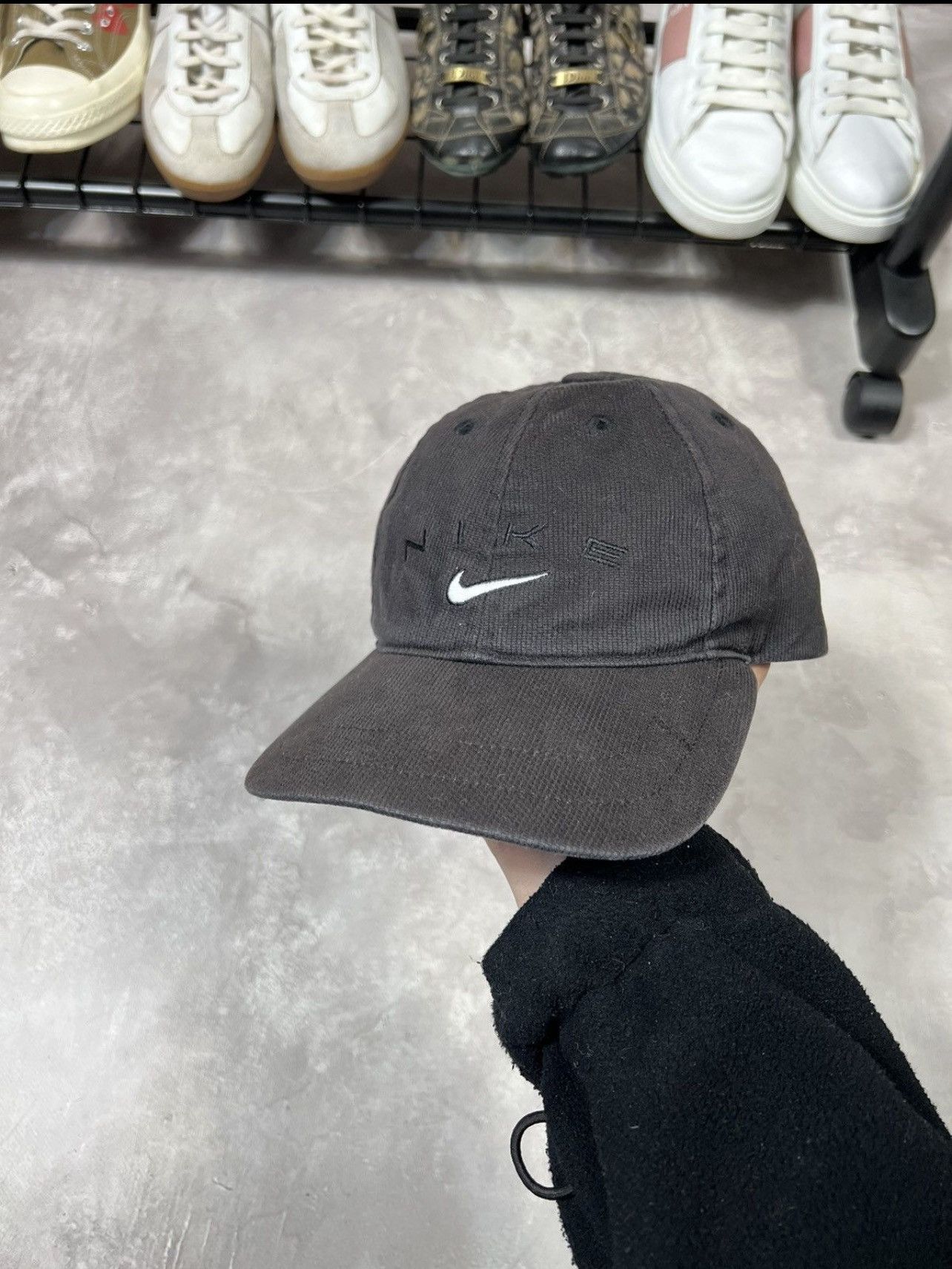 Vintage Vintage Nike Distressed Y2k Cap Size ONE SIZE - 2 Thumbnail