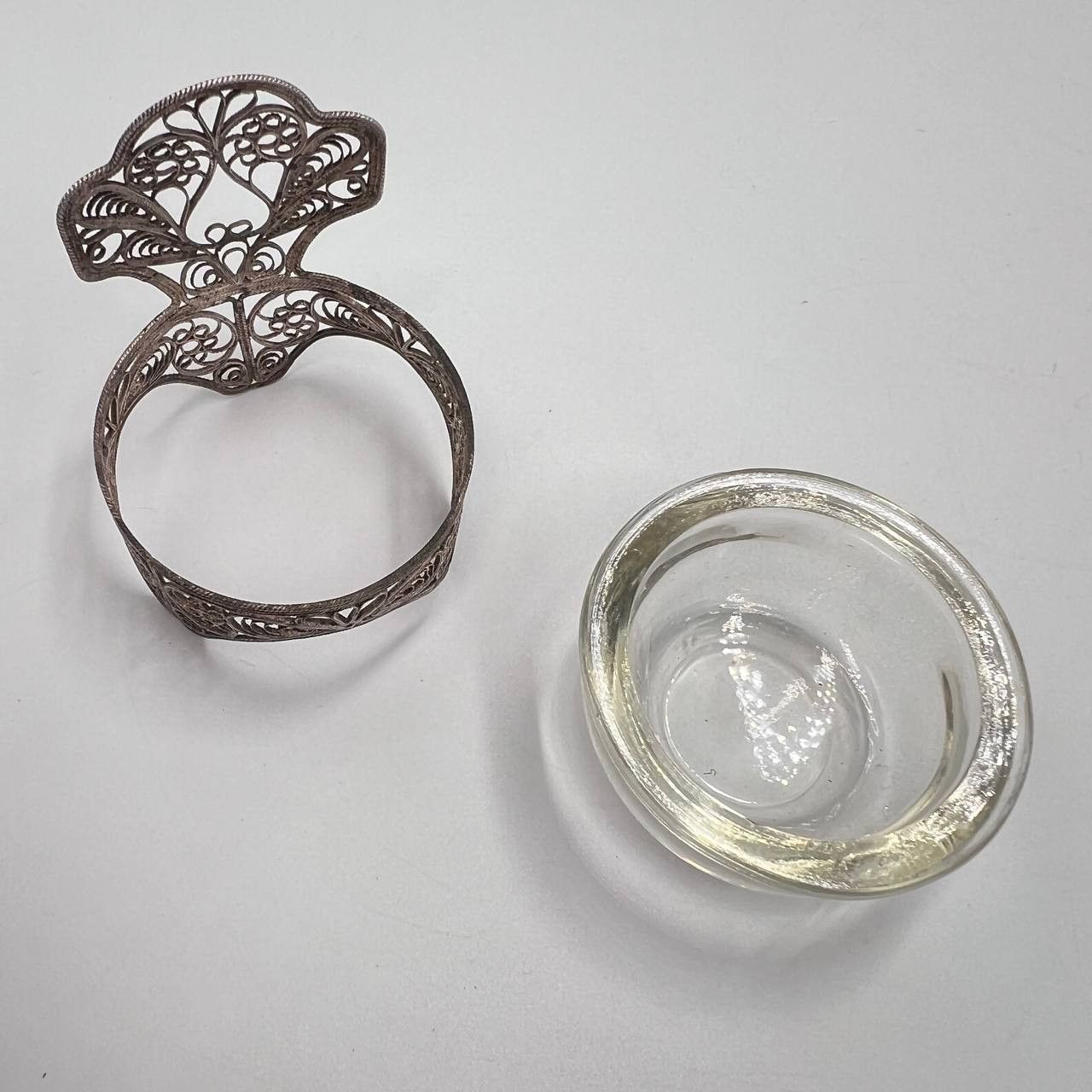 Vintage 1987 Vintage USSR Silver-Plated glass Salt Papper Cellar Size ONE SIZE - 6 Thumbnail