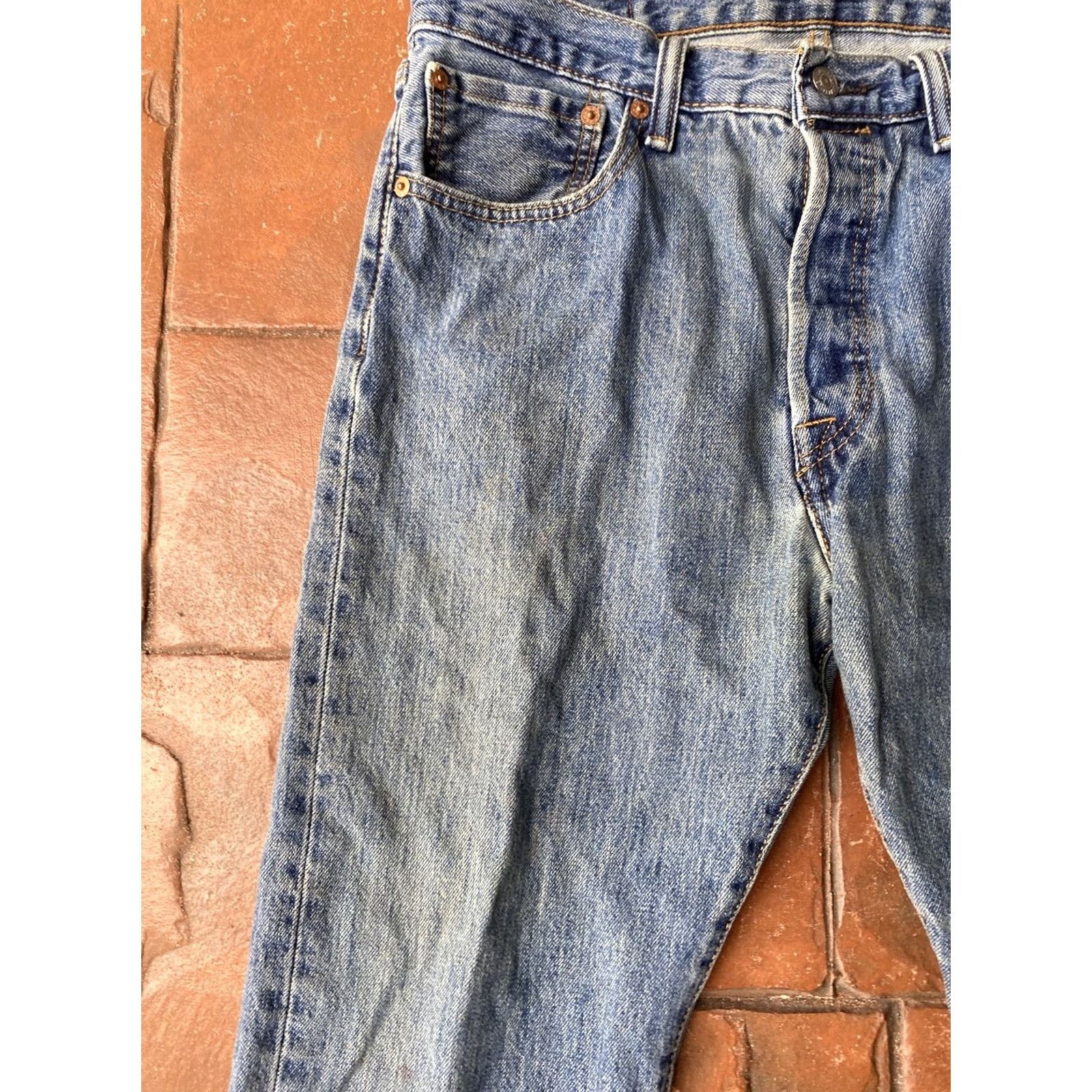 Levi's Levi's 501 Jeans Straight Leg Regular 33x30 Blue Denim Button Fly Mens Regular Fit Vintage: No Size US 33 - 3 Thumbnail