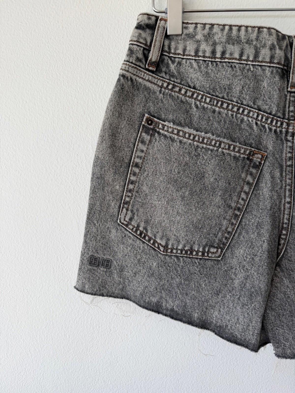 Ksubi new ksubi womens denim rider shorts grey 28 30 10 12 Size 28" / US 6 / IT 42 - 5 Thumbnail