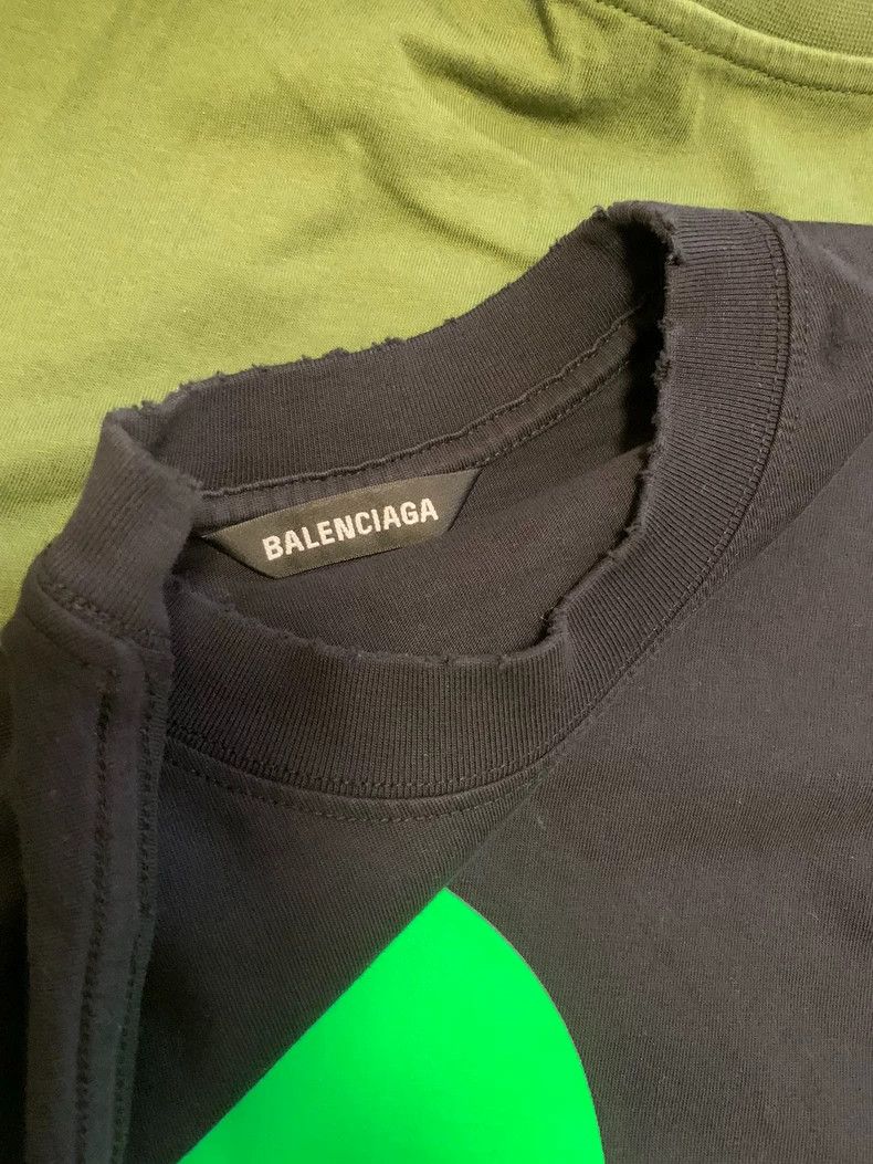 Balenciaga Balenciaga Ripped Short Sleeve T-Shirt Size US XS / EU 42 / 0 - 8 Thumbnail