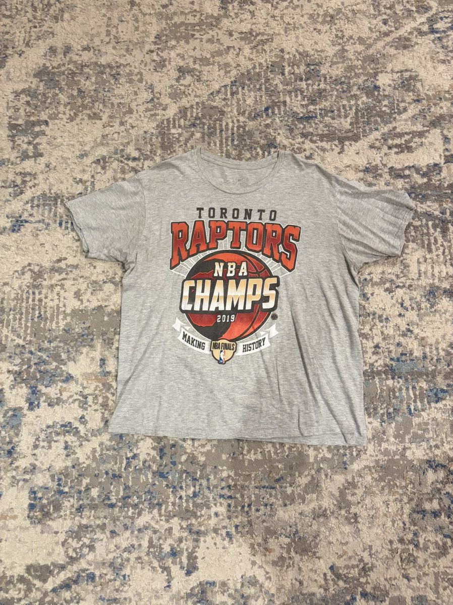 NBA Toronto Raptors NBA Championship graphic tee Size US XL / EU 56 / 4 - 1 Thumbnail